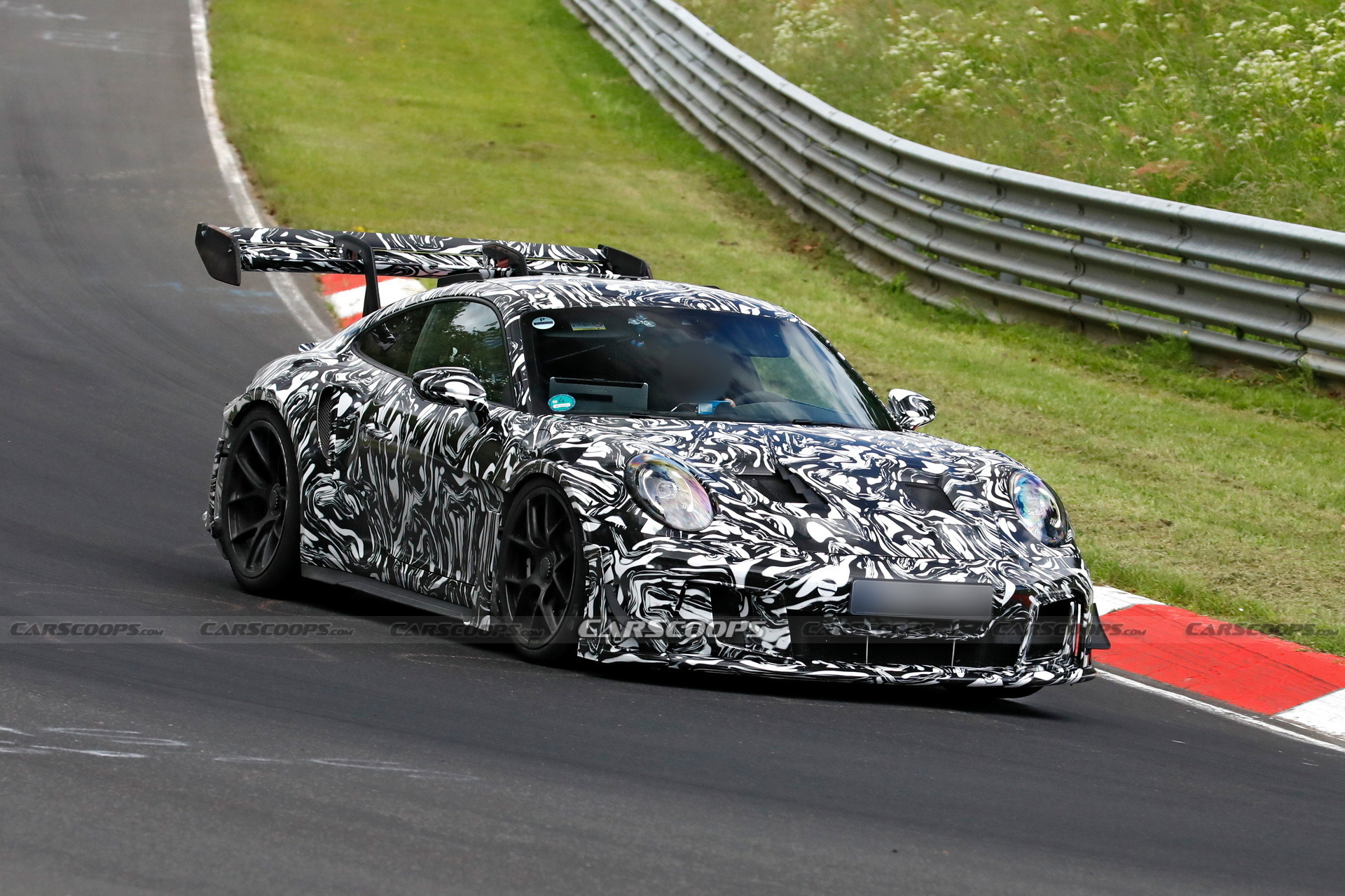 Porsche 992.2 911 GT3 RS Scoop Nurburgring - 3
