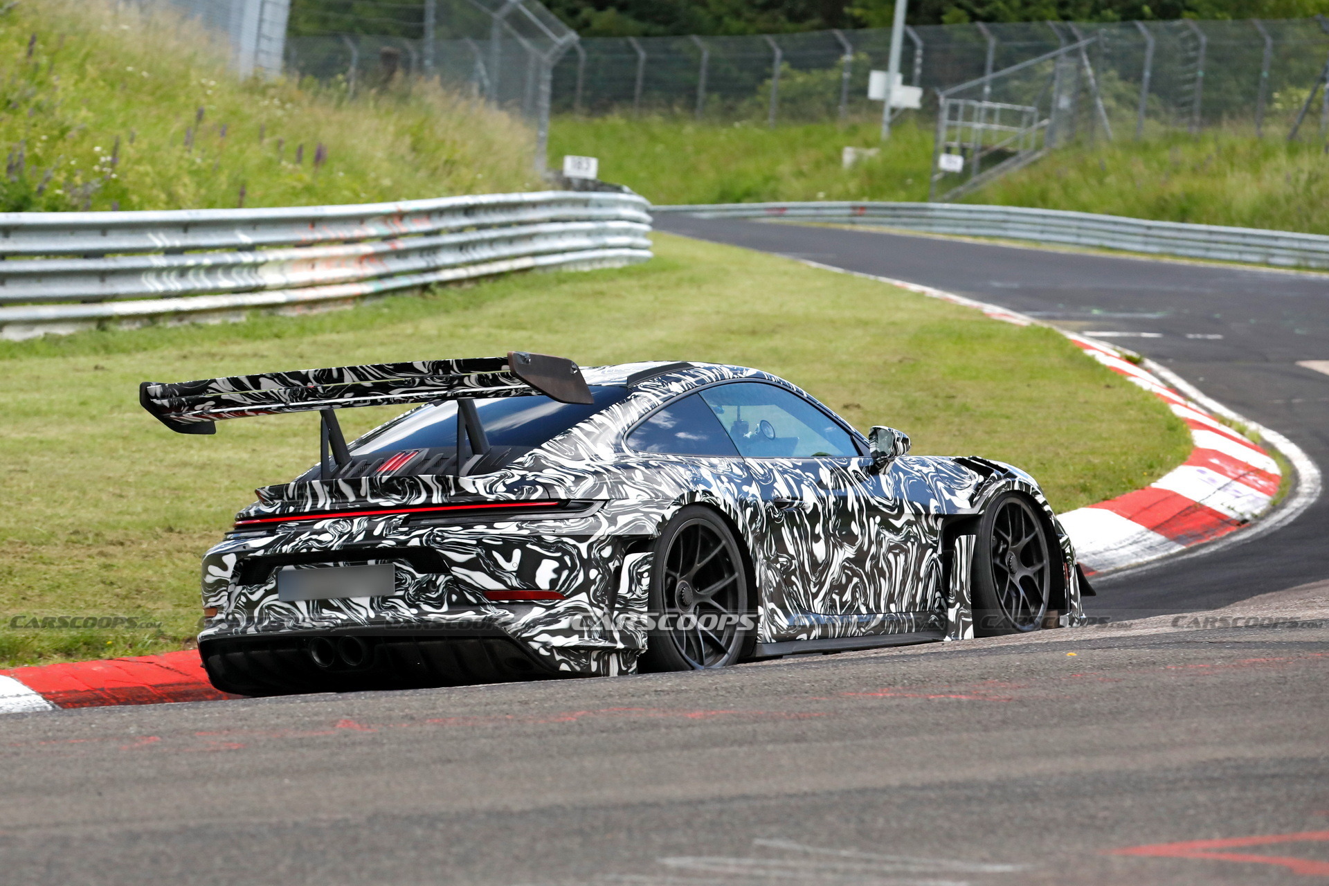 Porsche 992.2 911 GT3 RS Scoop Nurburgring - 7