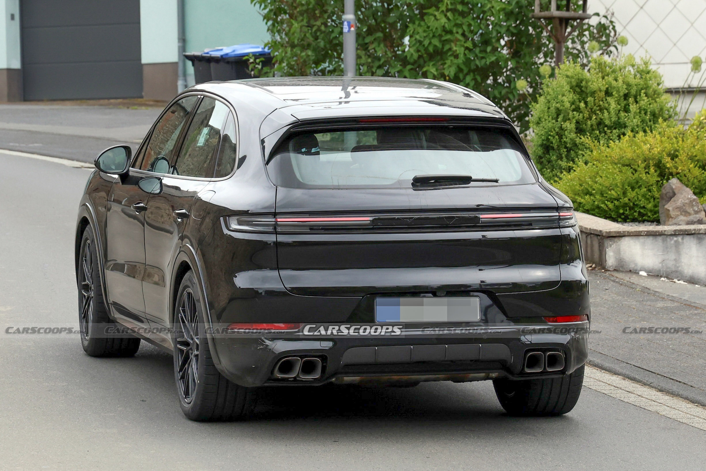 Porsche Cayenne Turbo facelift scoop 00018