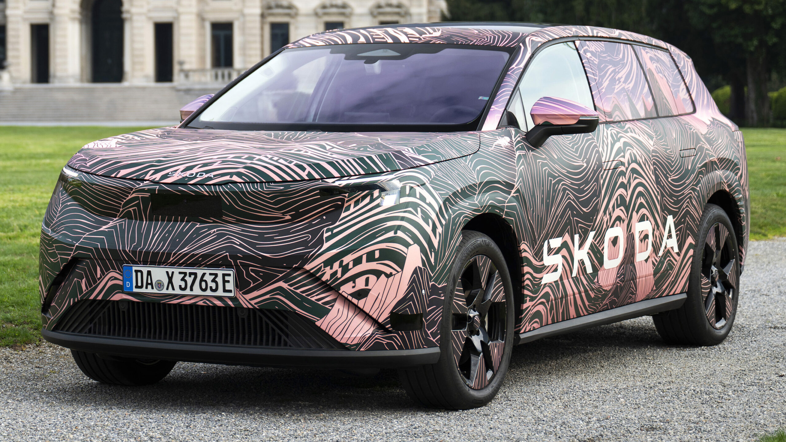 36_skoda_peaq_covered_main