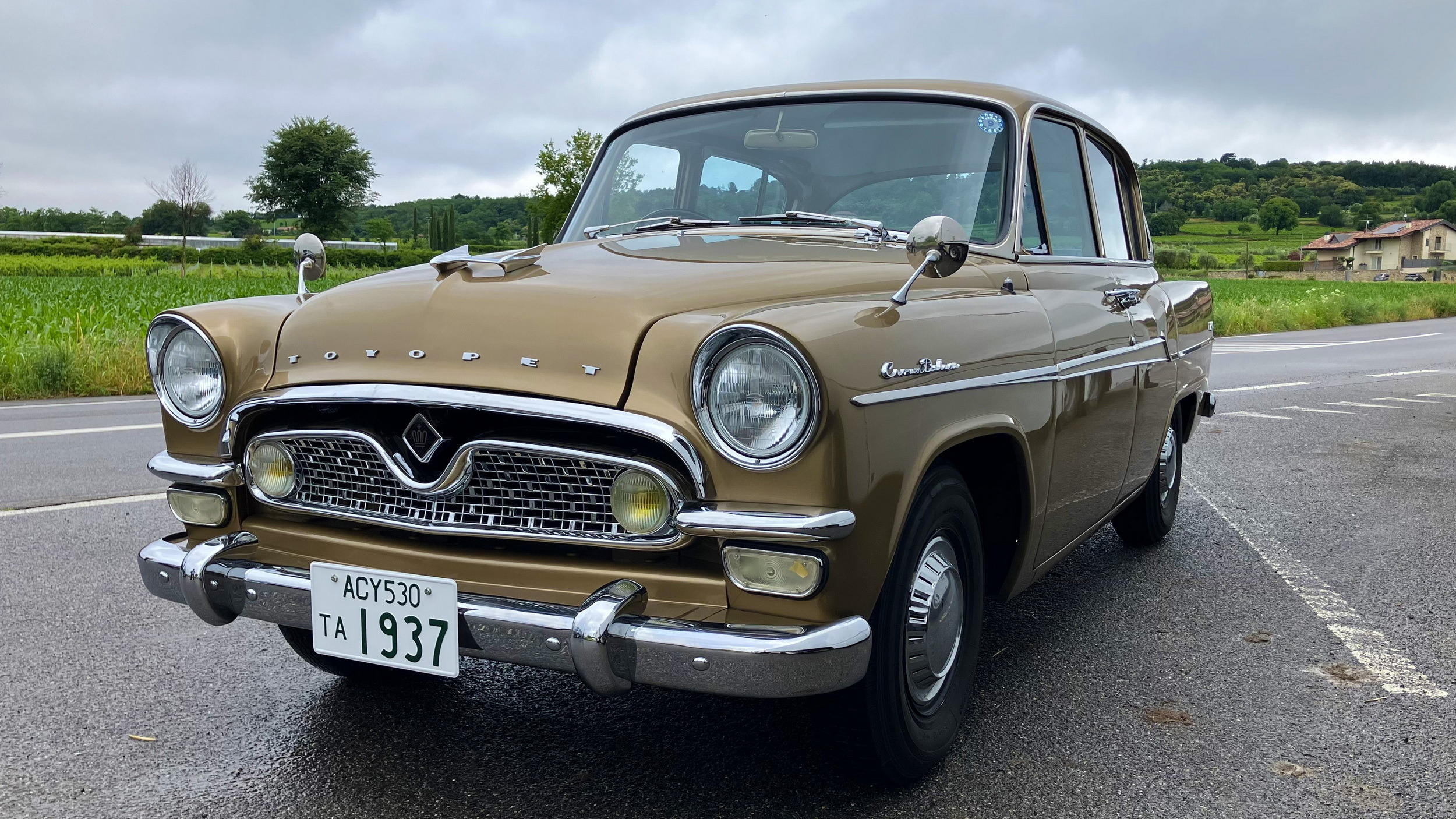 First-generation Crown Model RS - Toyota (1)