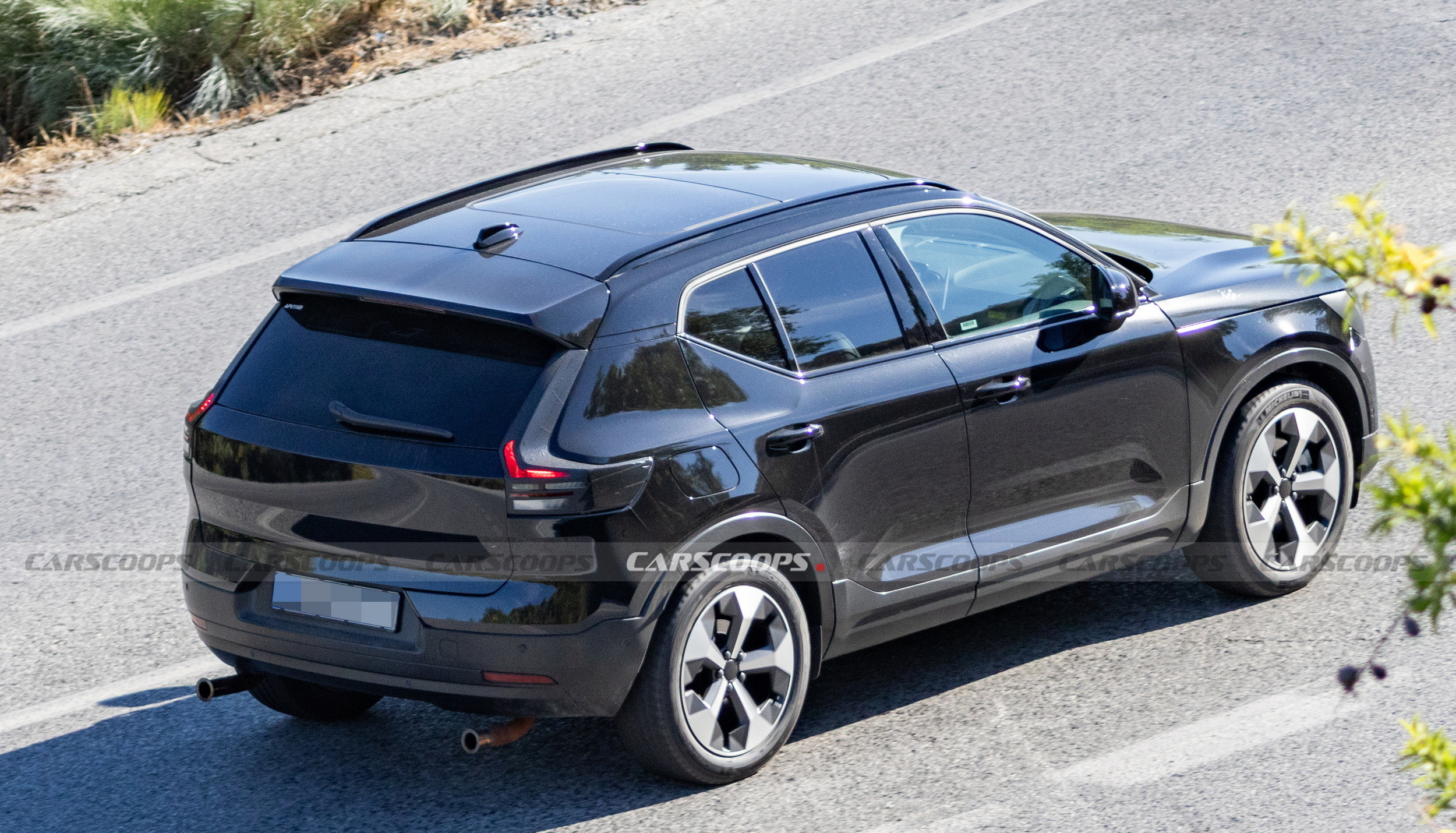 2027 Volvo XC40 Facelift Scoop (13)