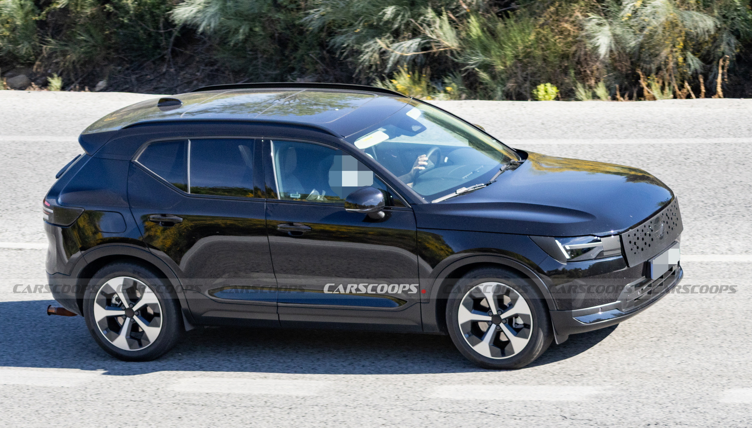 2027 Volvo XC40 Facelift Scoop (6)