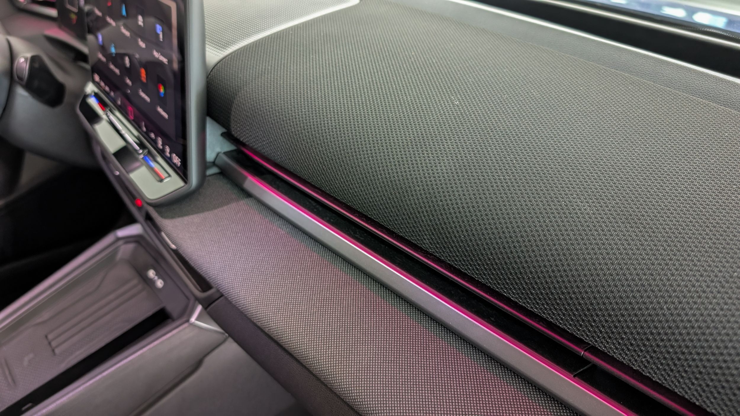 VW T-Roc MK2 - CarScoops (28)