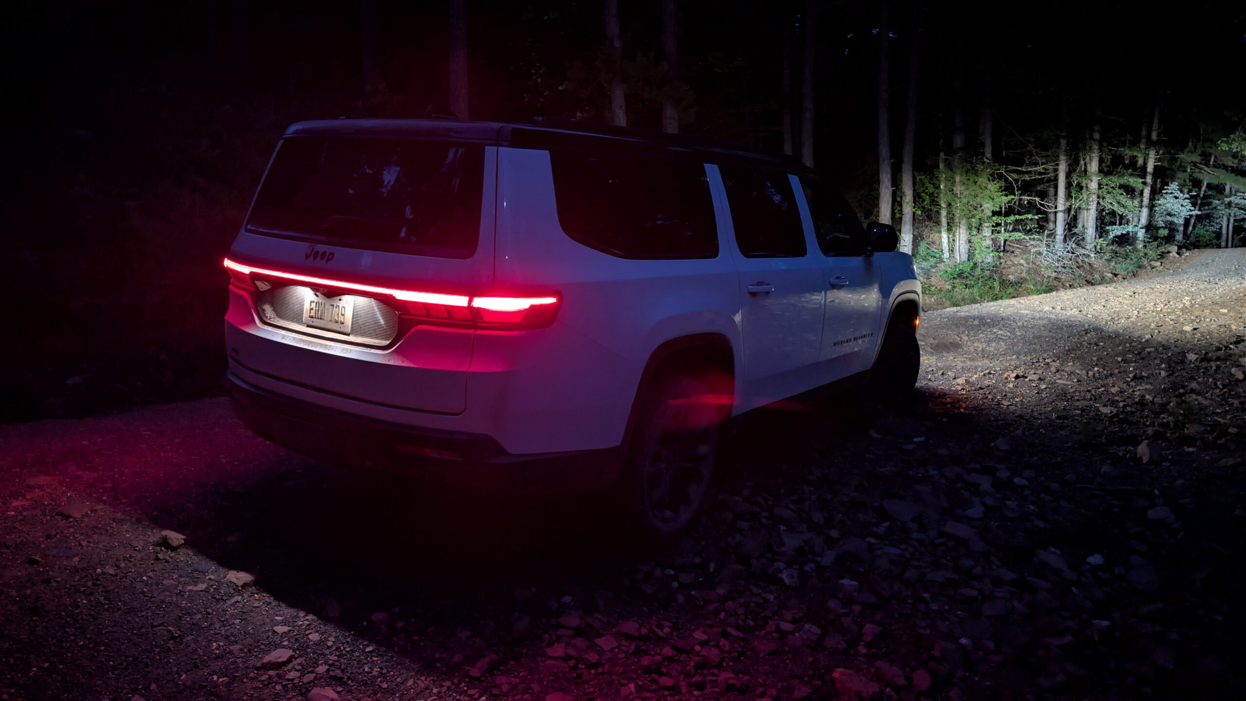 2026 Jeep Grand Wagoneer by Stephen Rivers for Carscoops 20
