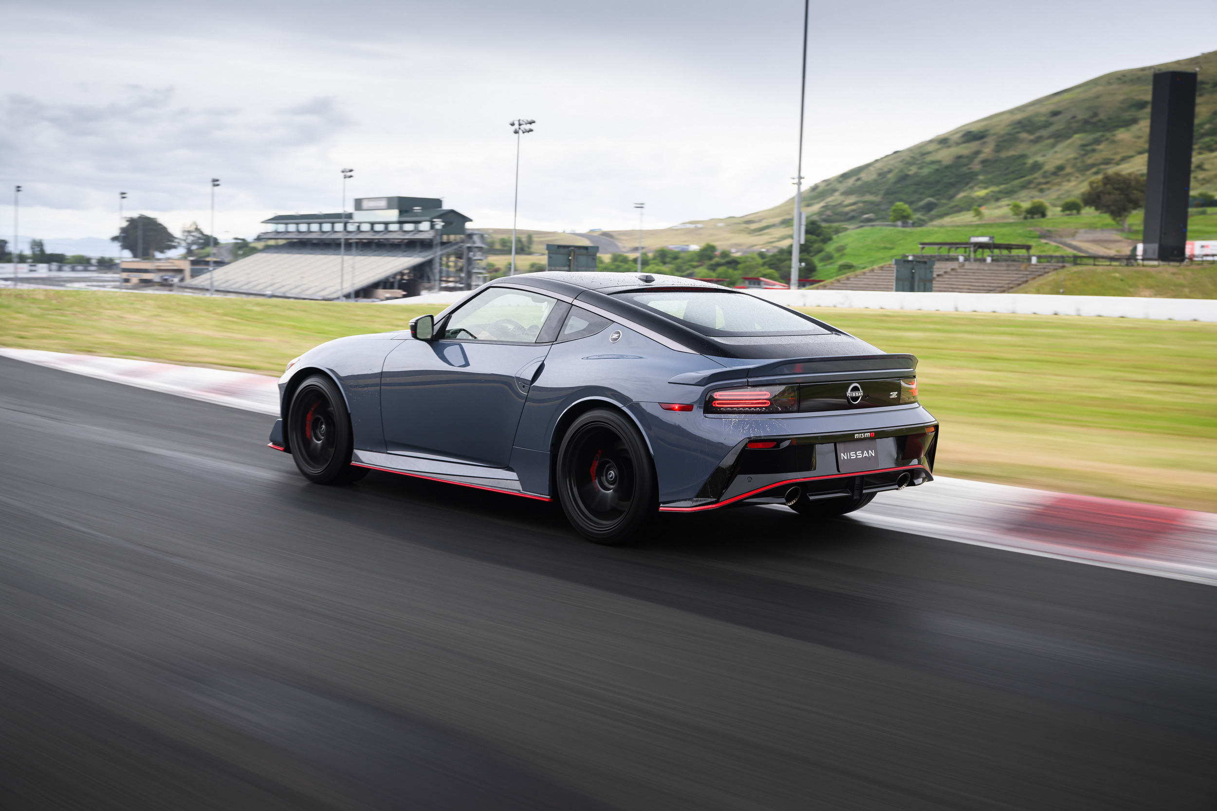 2027 Nissan Z 721 15