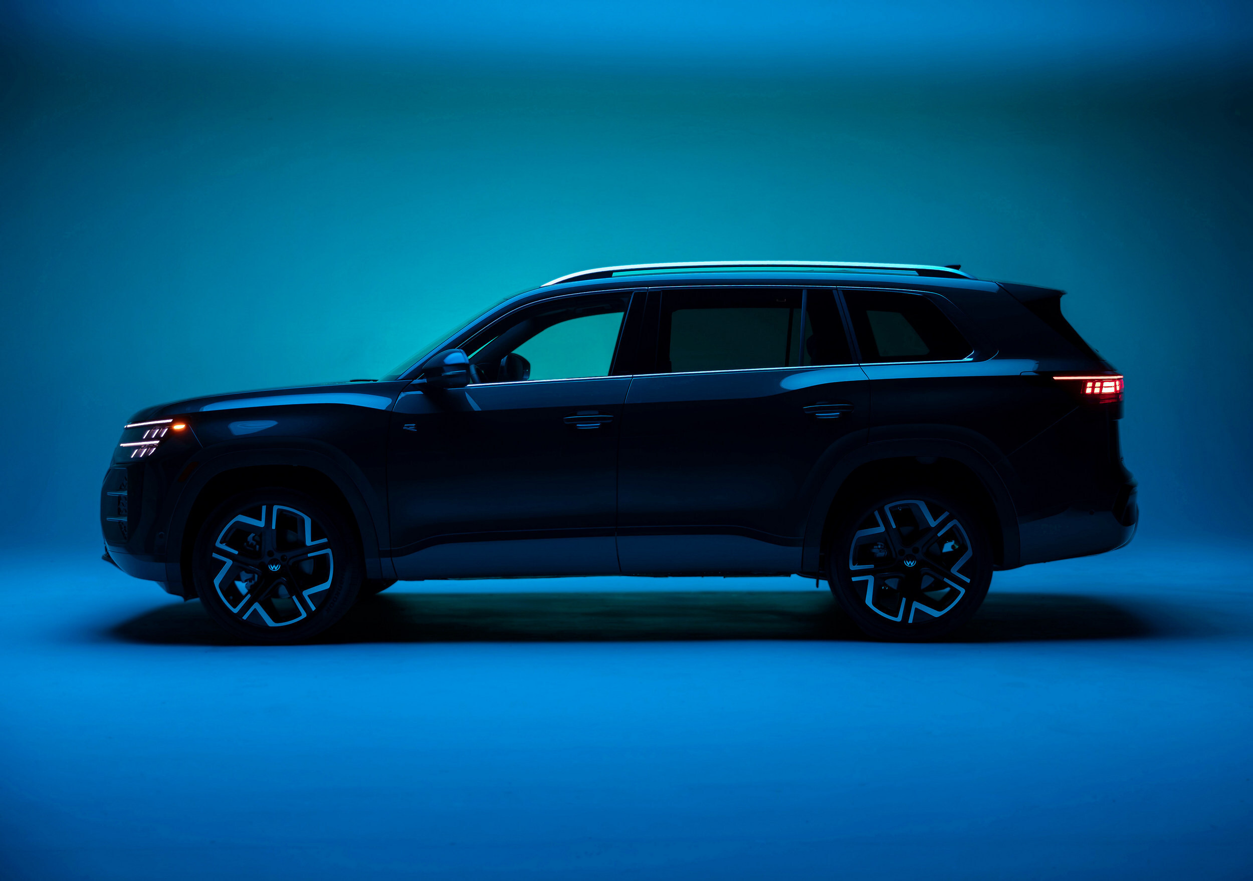 2027 VW Atlas 720 1