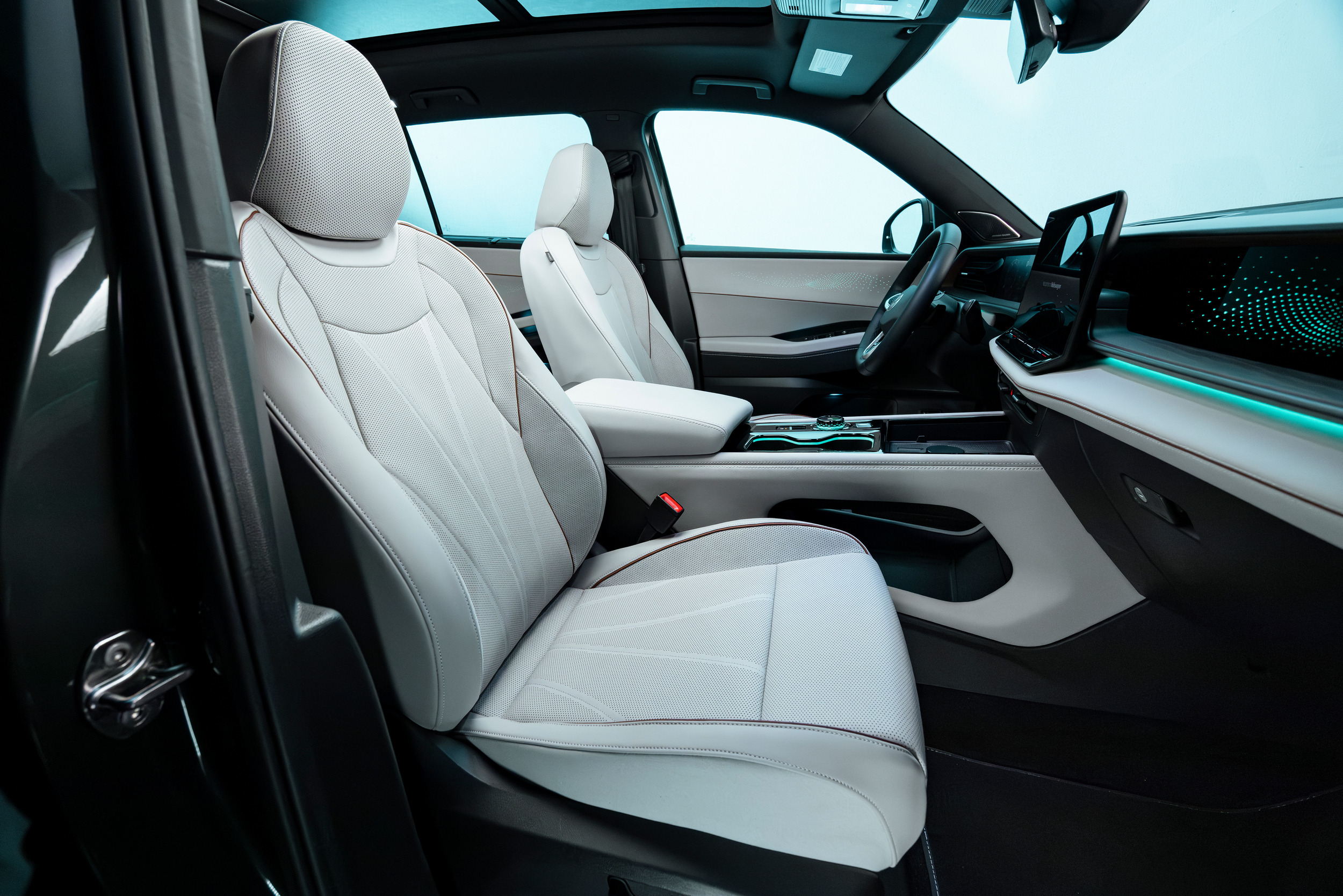 2027 VW Atlas 720 12