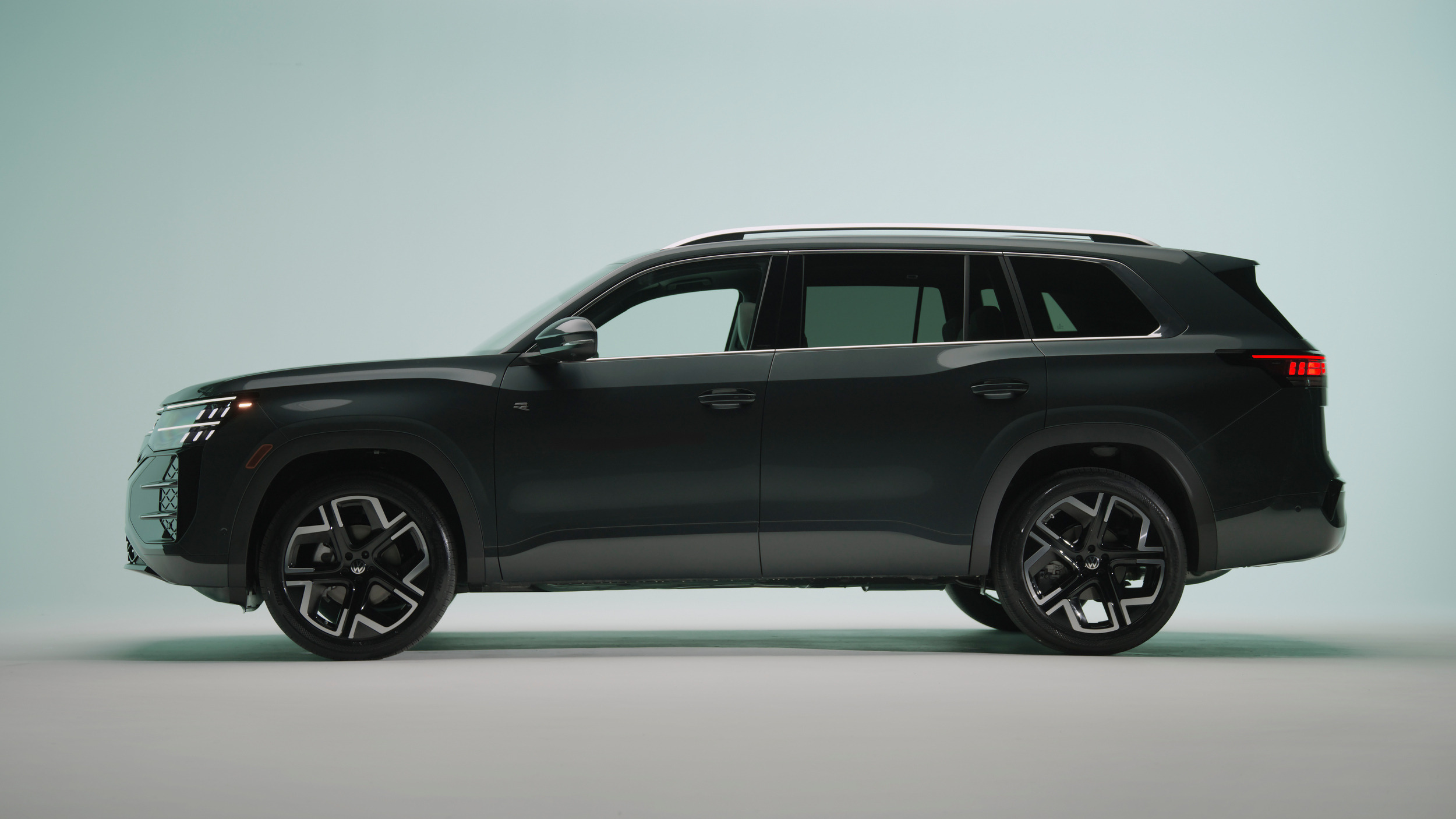 2027 VW Atlas 720 25