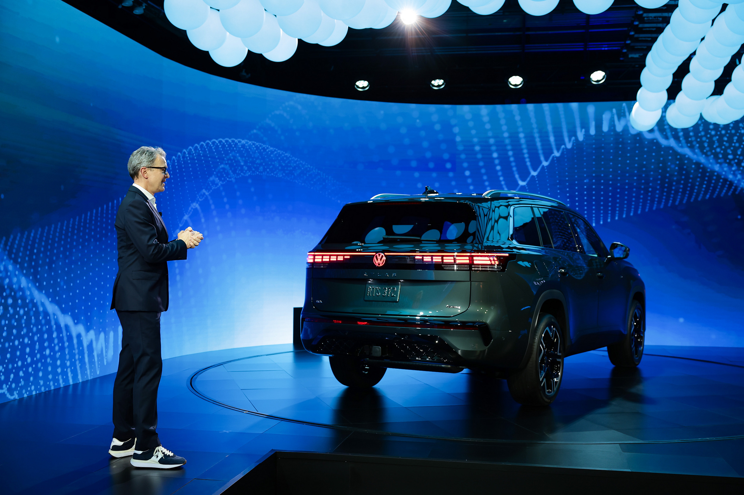 2027 VW Atlas 720 31