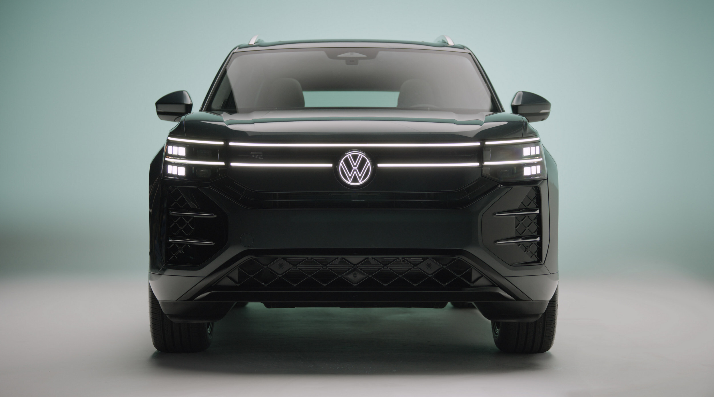 2027 VW Atlas 720 4