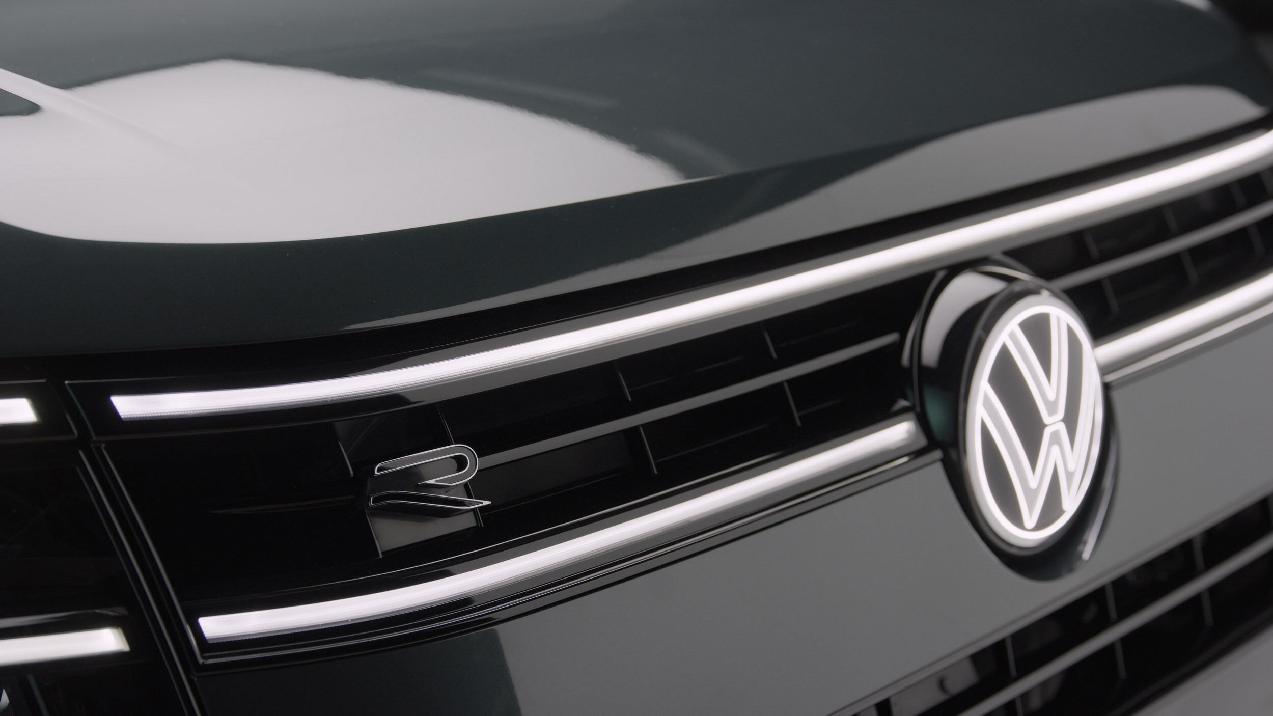 2027 VW Atlas 720 6