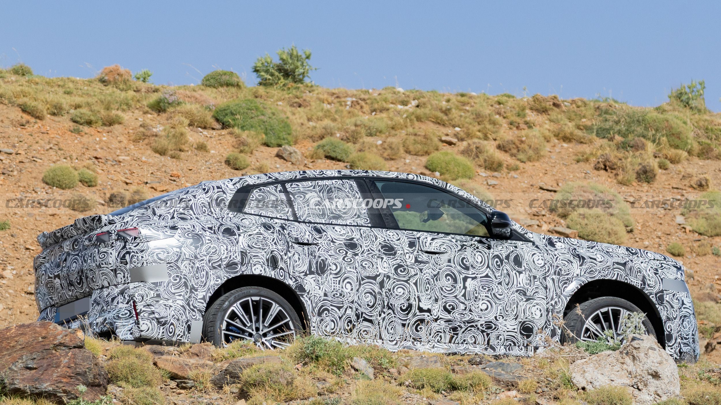 2028 BMW X2 M40 723 3