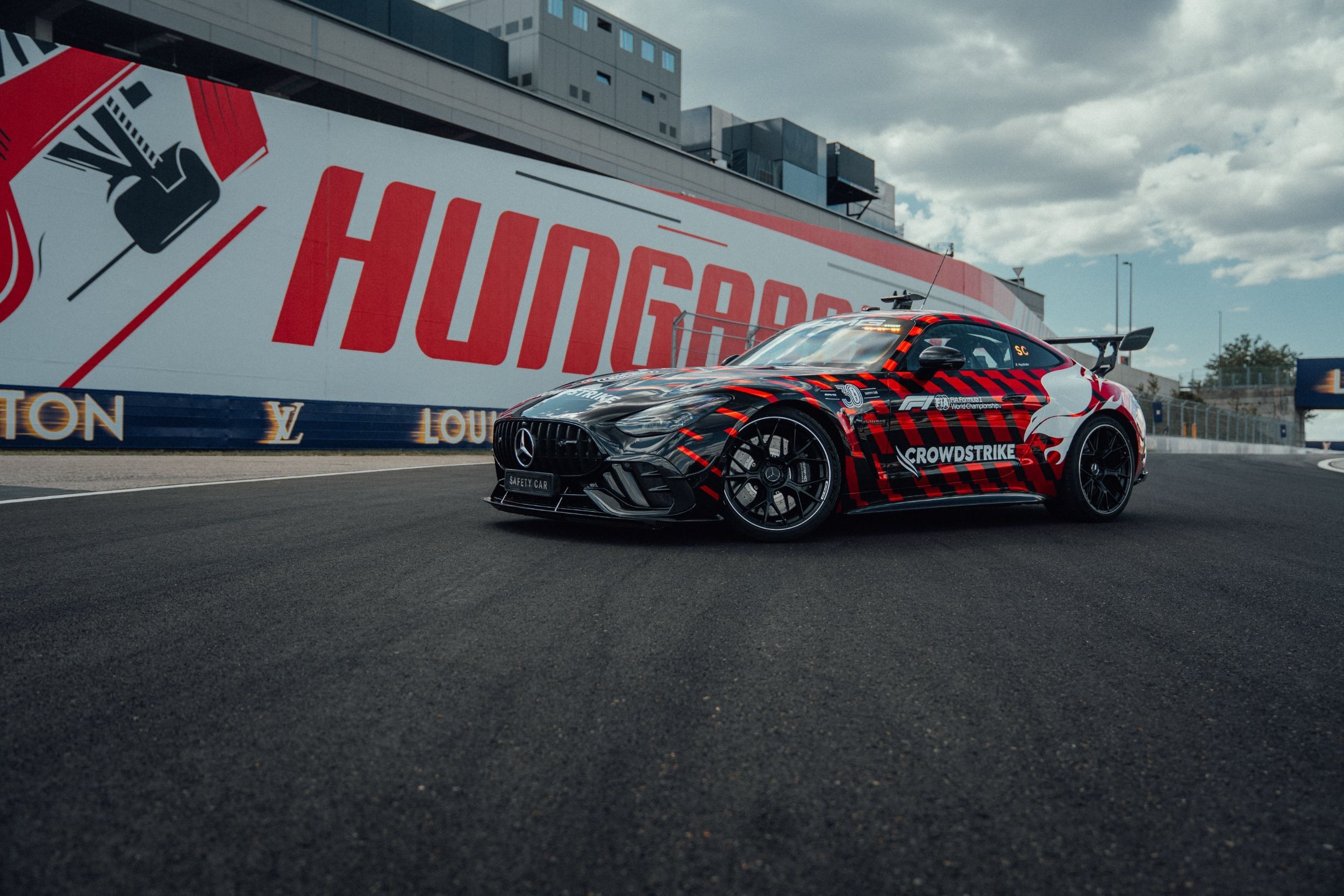 Mercedes-AMG GT 63 Pro 4Matic+ F1 Safety Car 2026 (2)