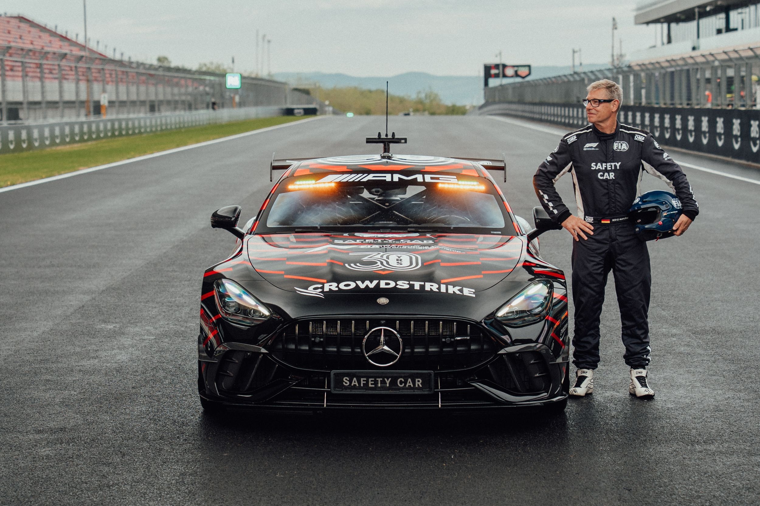Mercedes-AMG GT 63 Pro 4Matic+ F1 Safety Car 2026 (6)