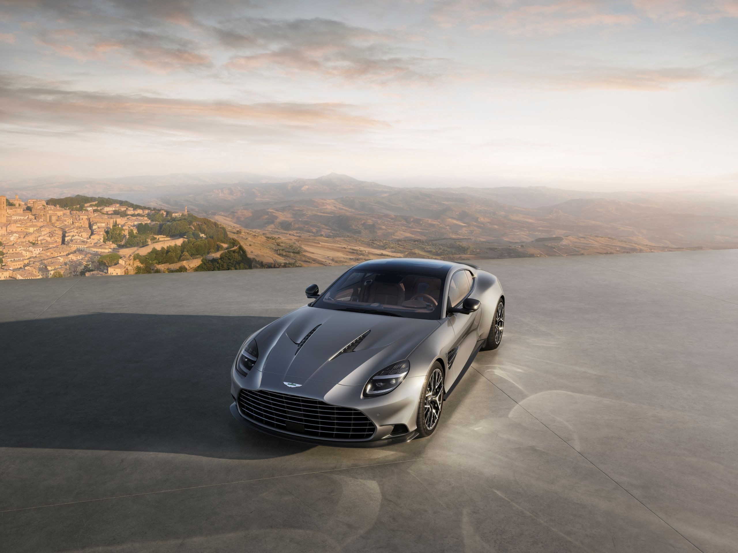 Aston Martin Vanquish 25 New - 01