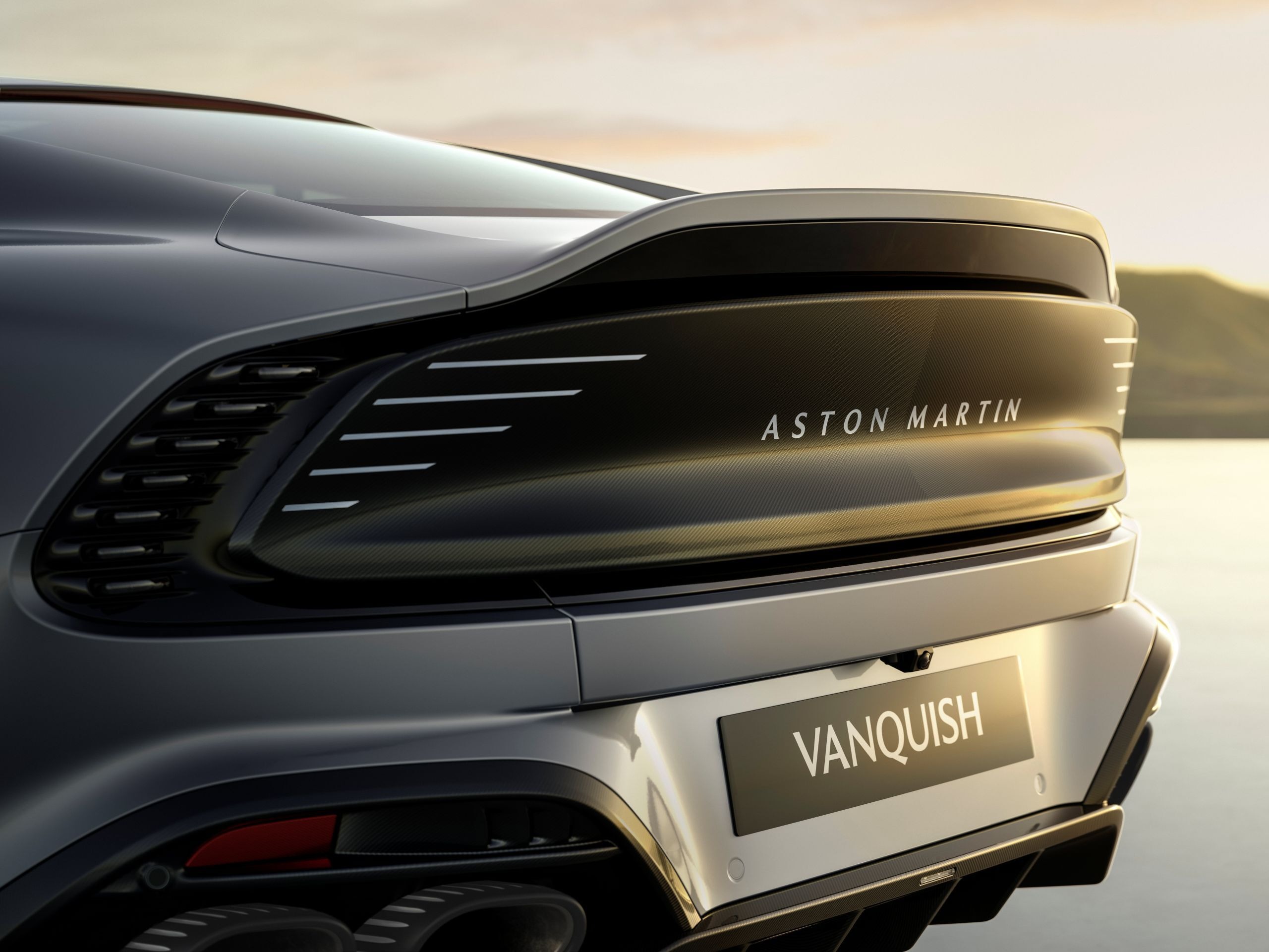 Aston Martin Vanquish 25 New - 07