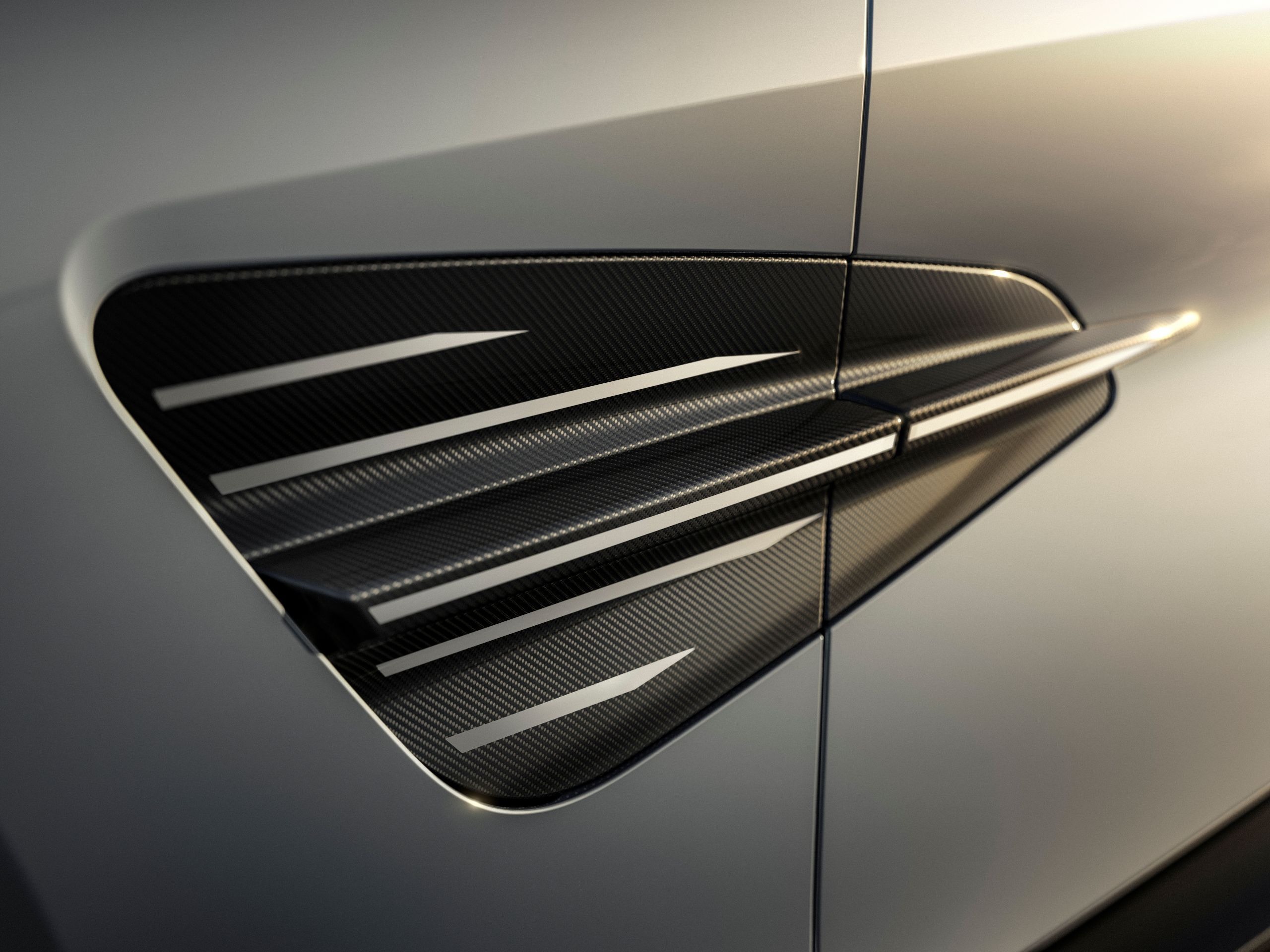 Aston Martin Vanquish 25 New - 10
