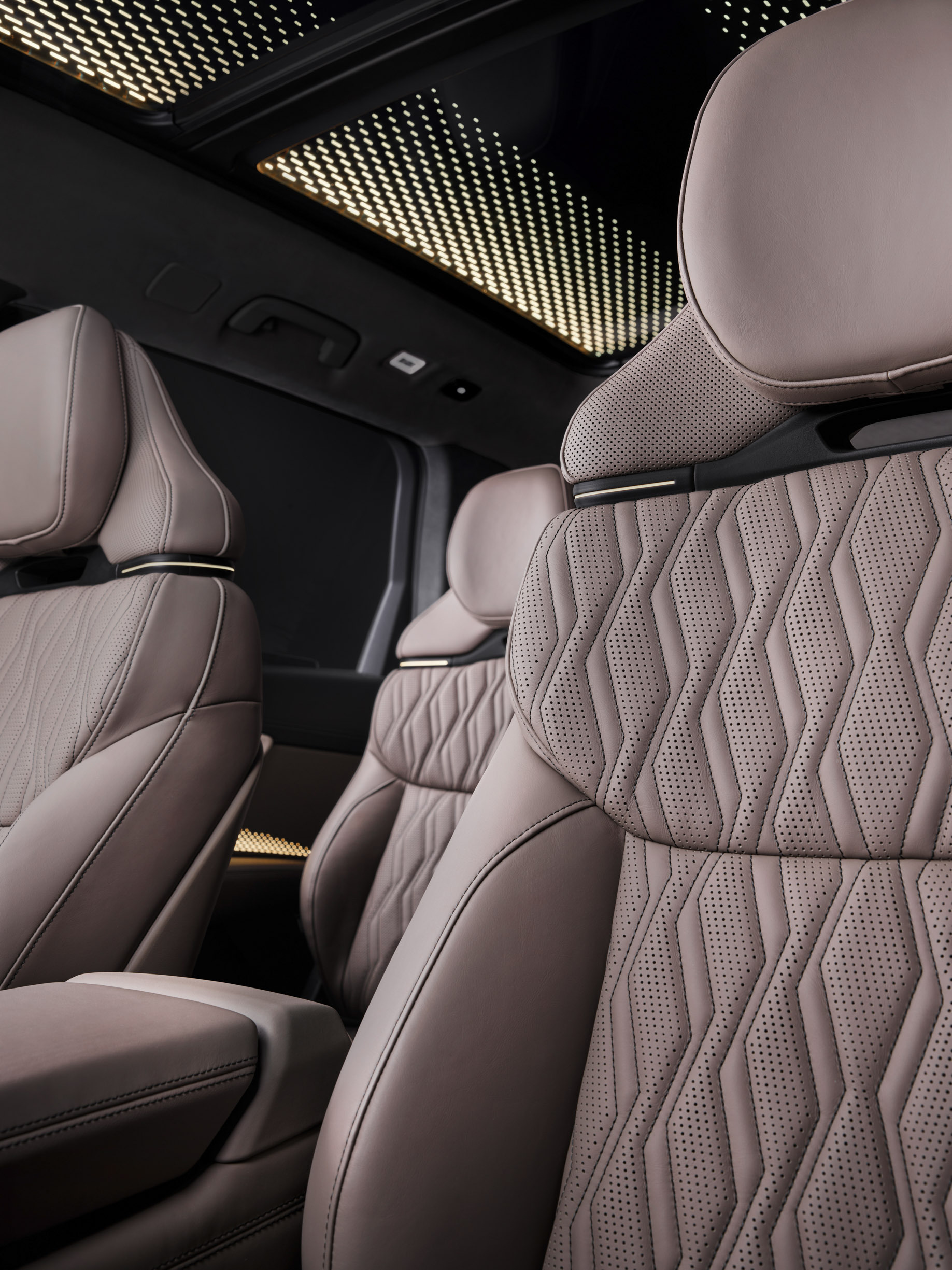 2027 Audi Q9 debut 00028