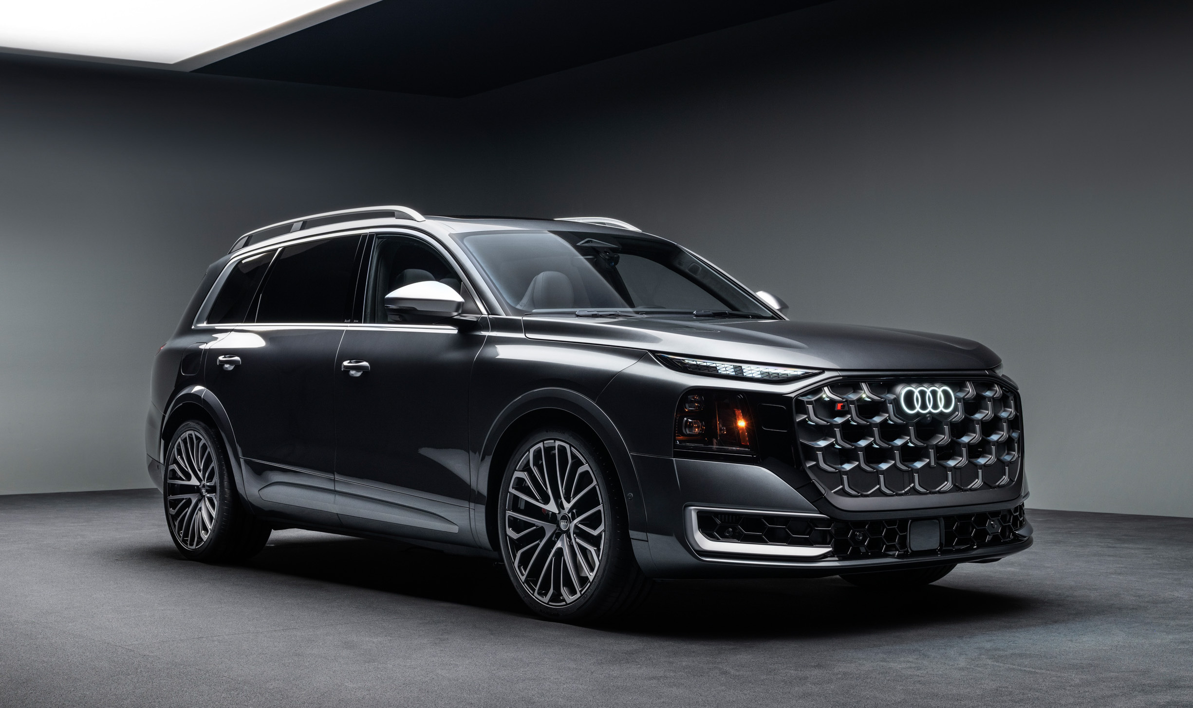 2027 Audi SQ9 debut 00019