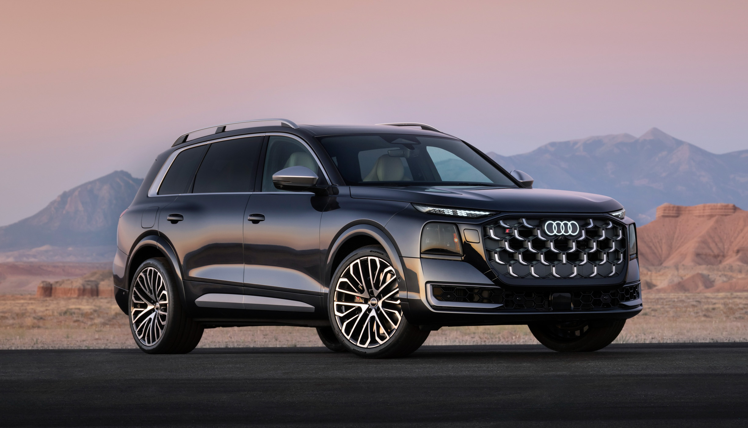 2027 Audi SQ9 debut 00027