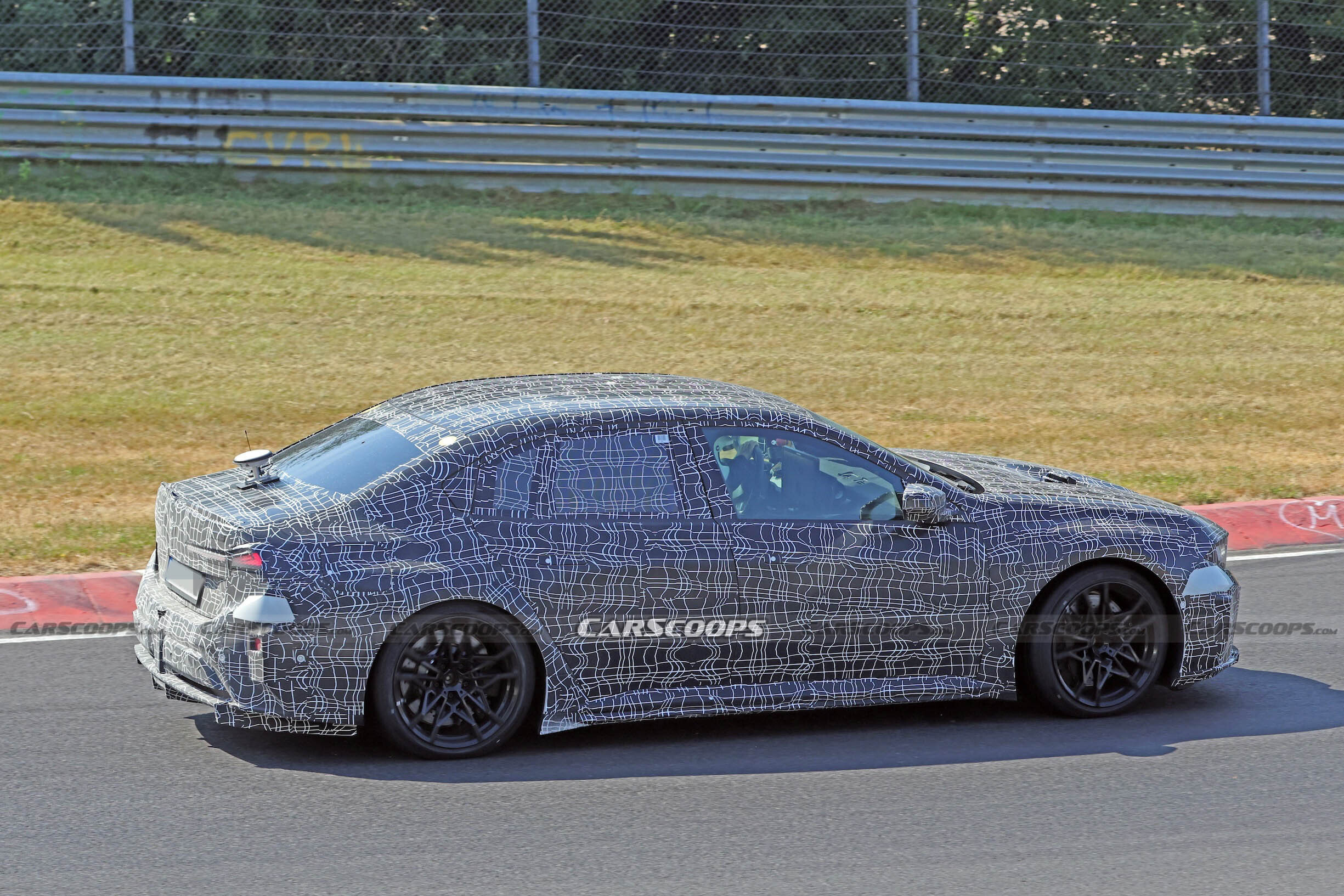 BMW Electric M3 scoop 00007