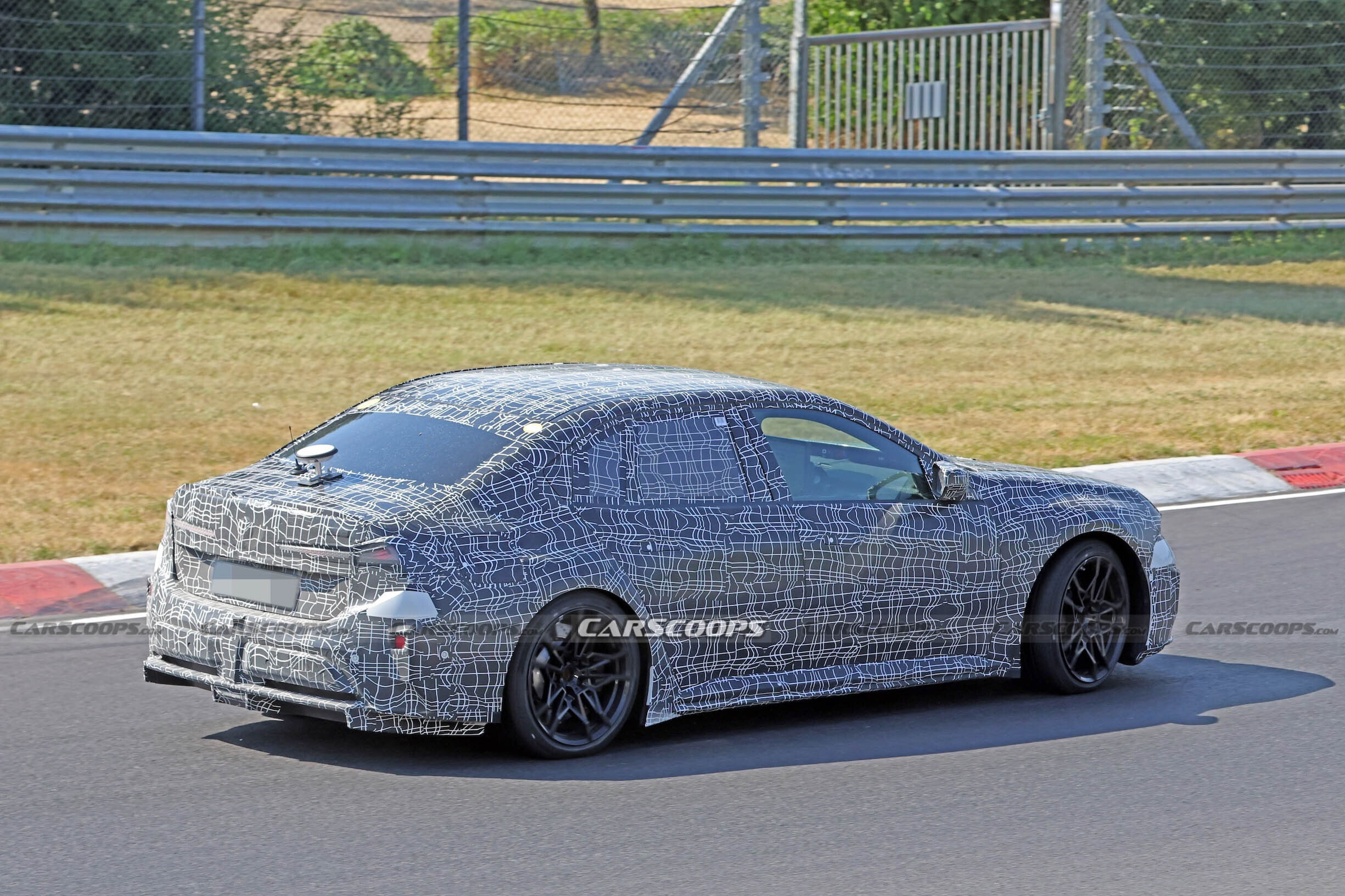 BMW Electric M3 scoop 00008