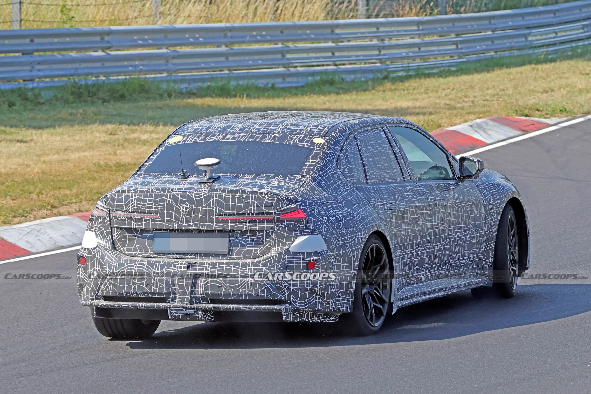 BMW Electric M3 scoop 00011