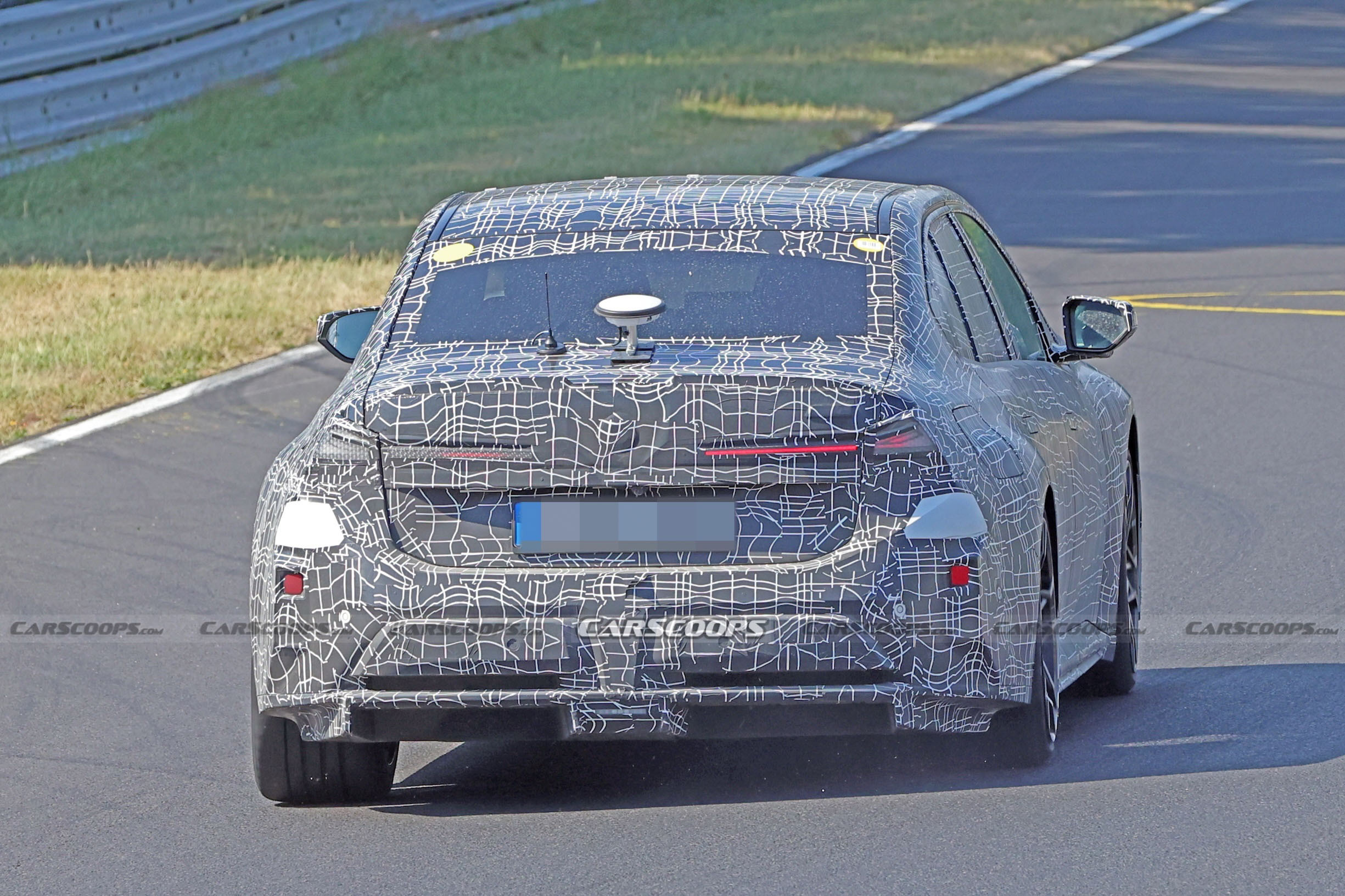 BMW Electric M3 scoop 00014