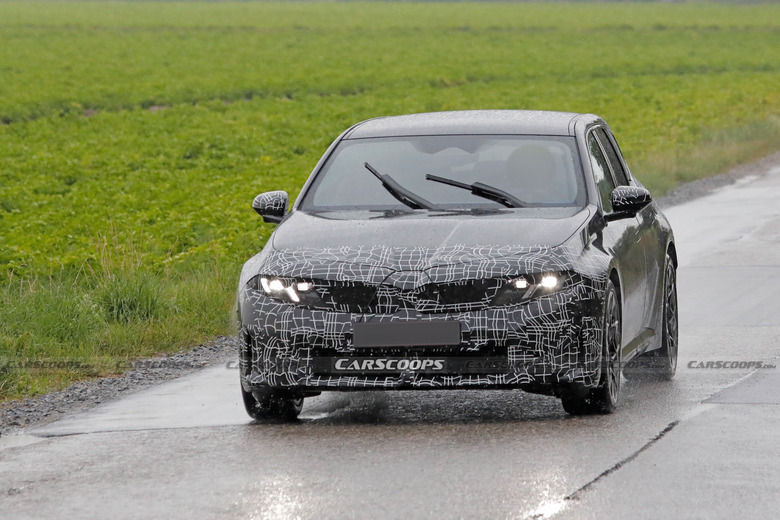 BMW i3 Touring spy shots 00001