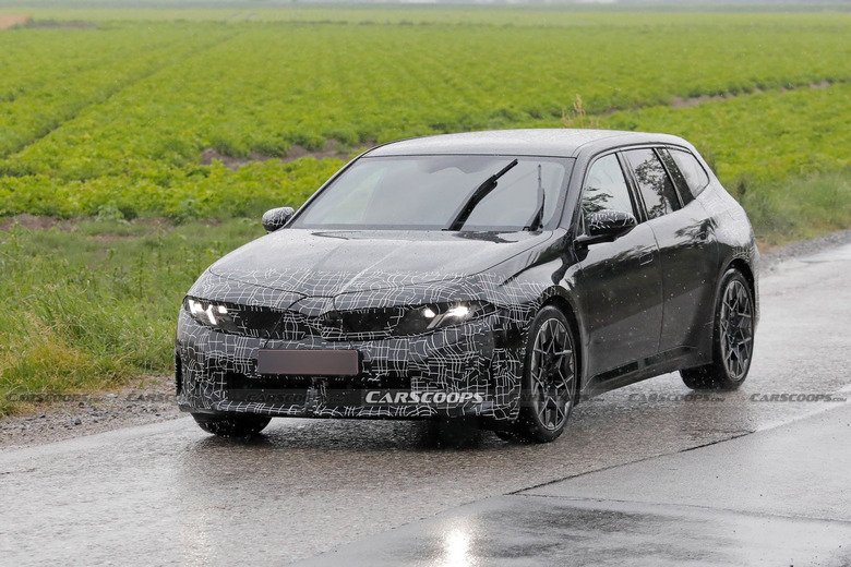 BMW i3 Touring spy shots 00006