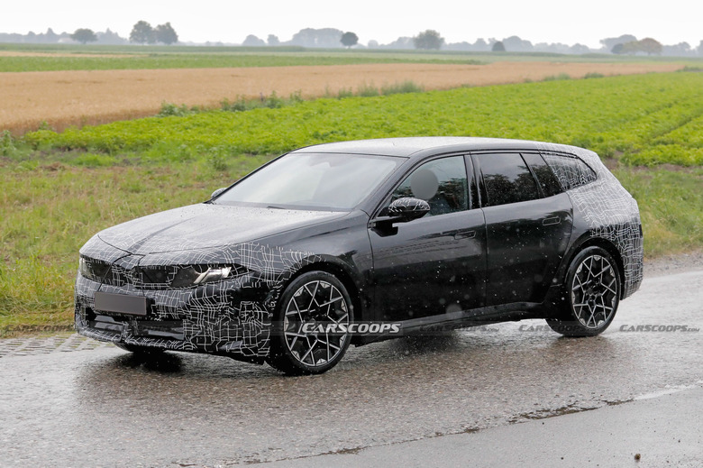 BMW i3 Touring spy shots 00008