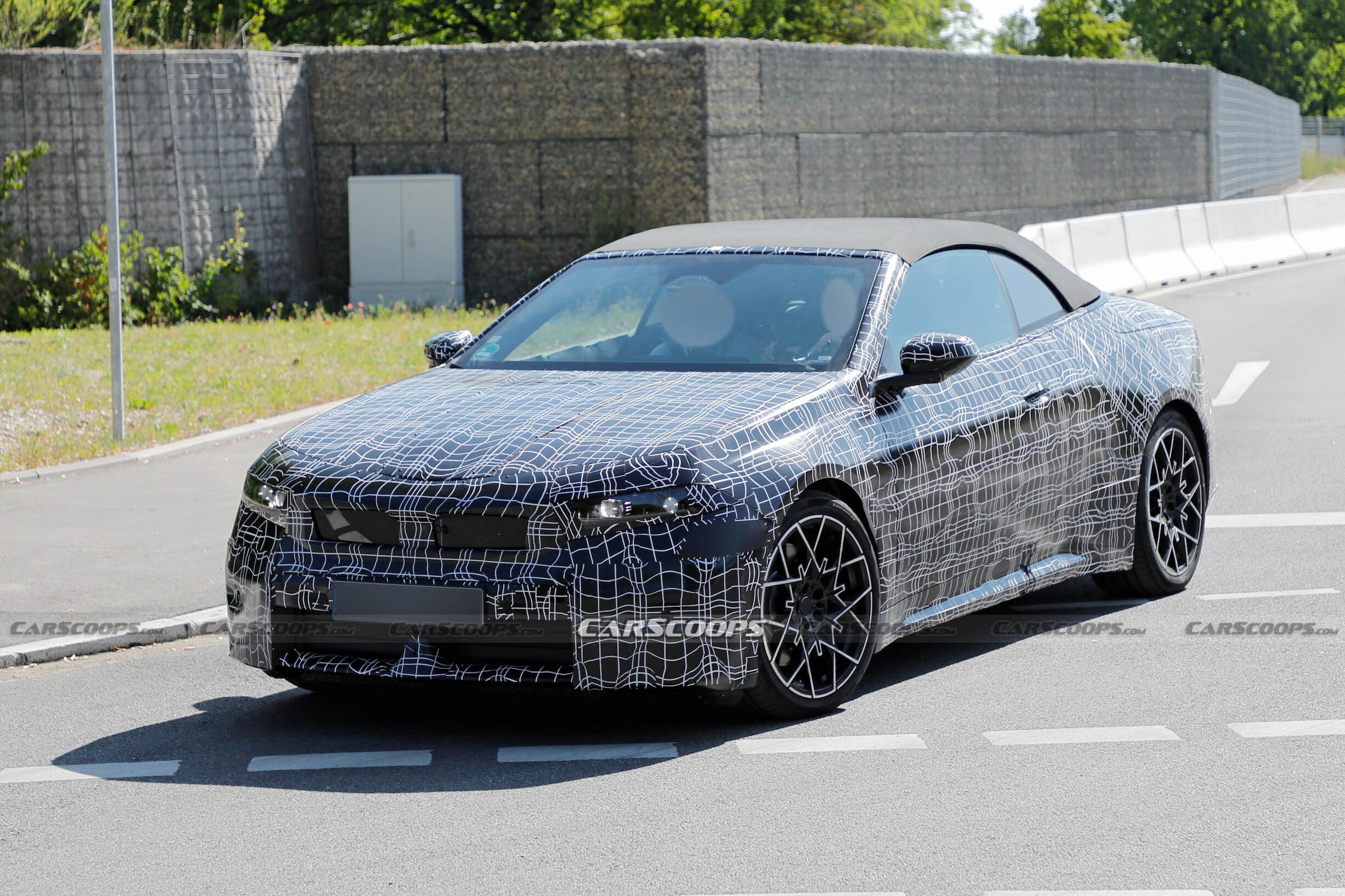 BMW i4 cabrio spy shots1 00003