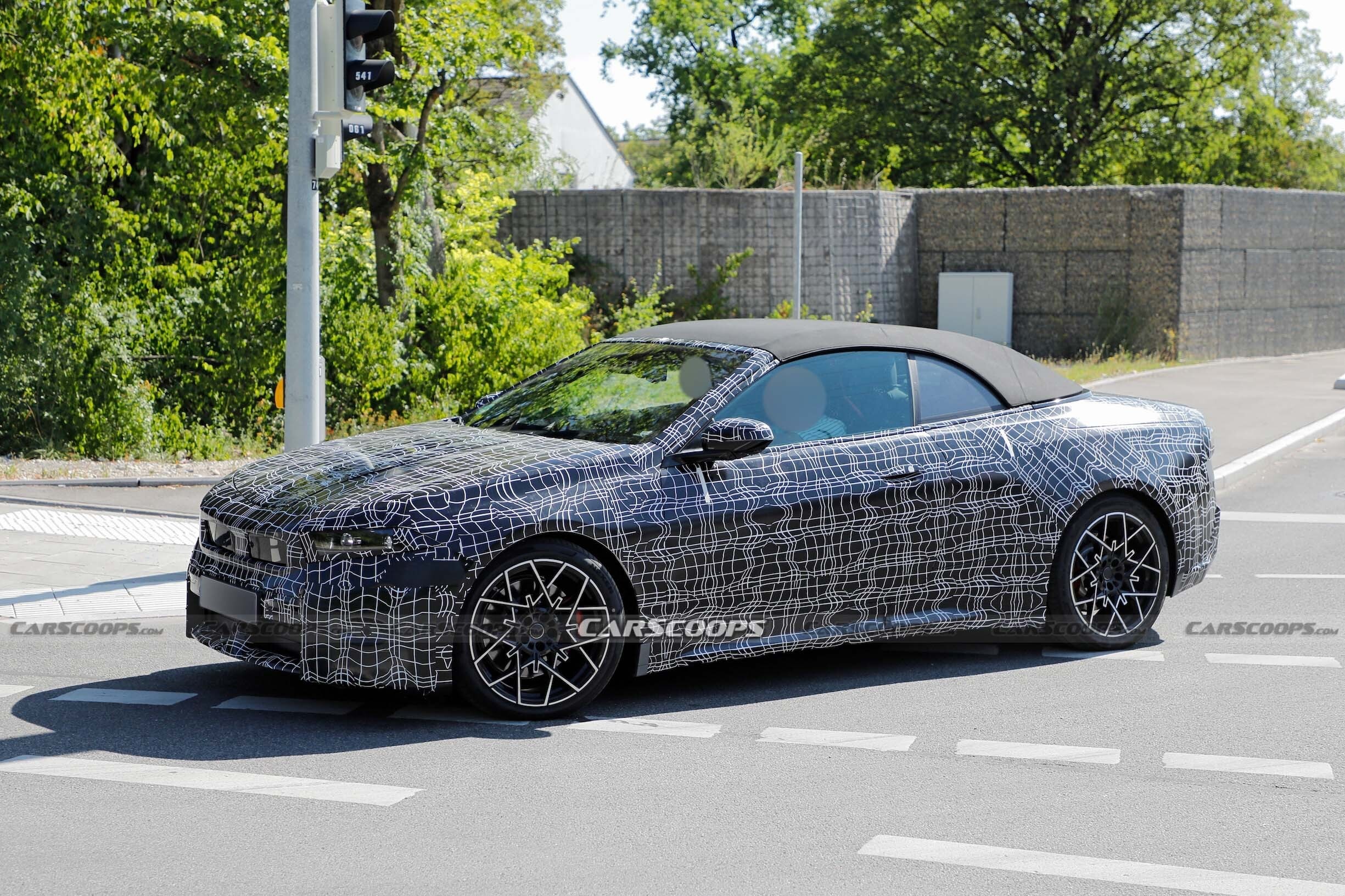 BMW i4 cabrio spy shots1 00005