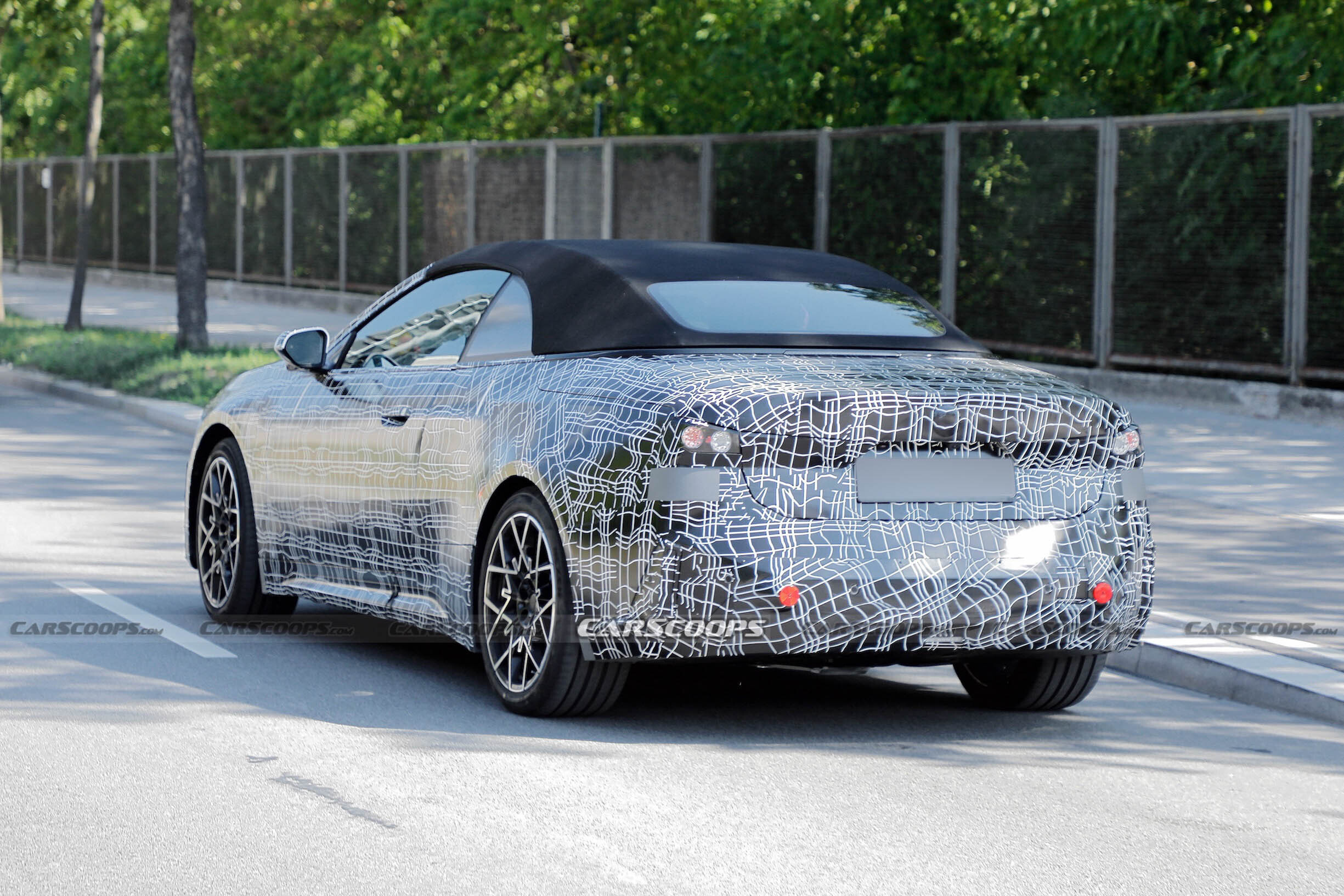 BMW i4 cabrio spy shots1 00010