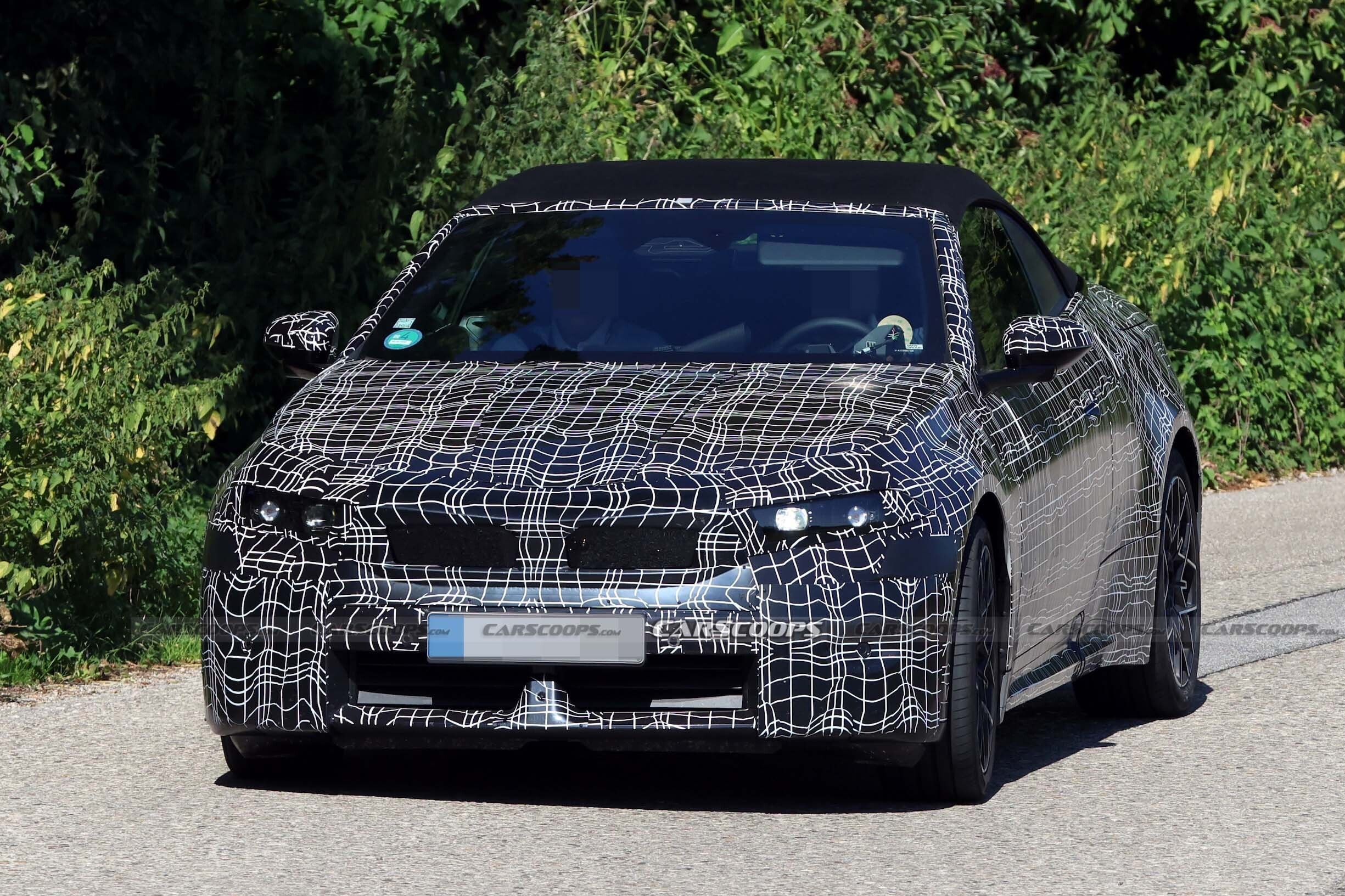 BMW i4 cabrio spy shots2 00001