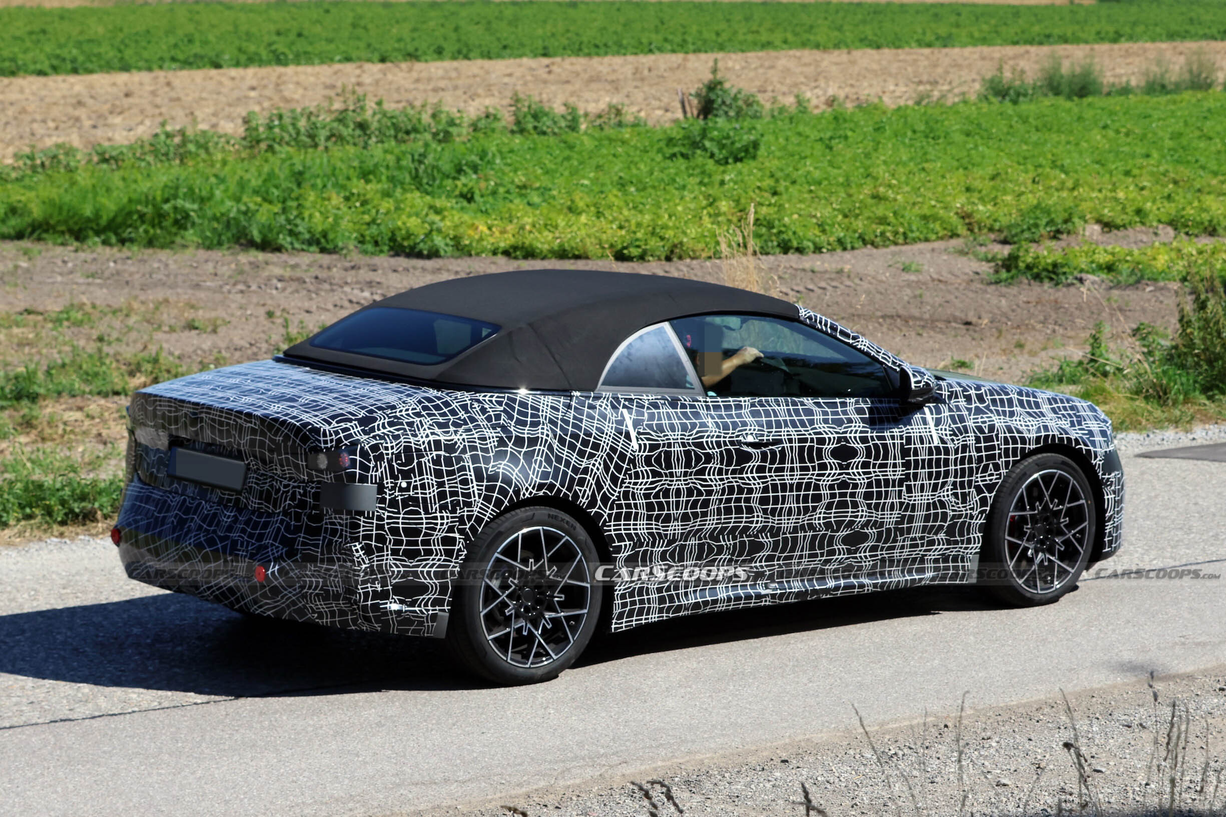 BMW i4 cabrio spy shots2 00013