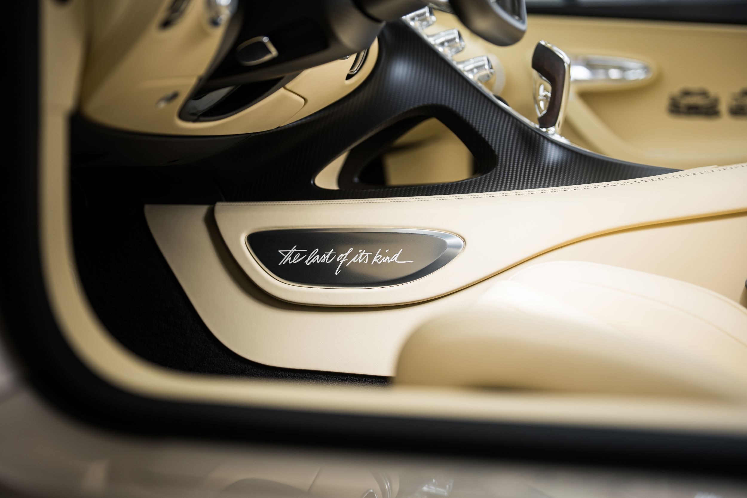 Bugatti W16 Mistral - End Of Production (8)