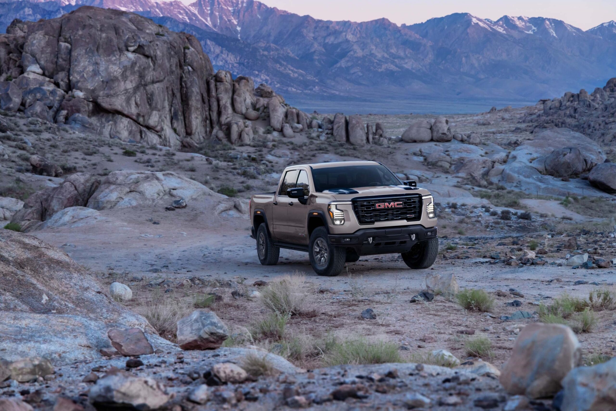 MY27_GMC_Sierra_AT4X_AEV_CA_17943