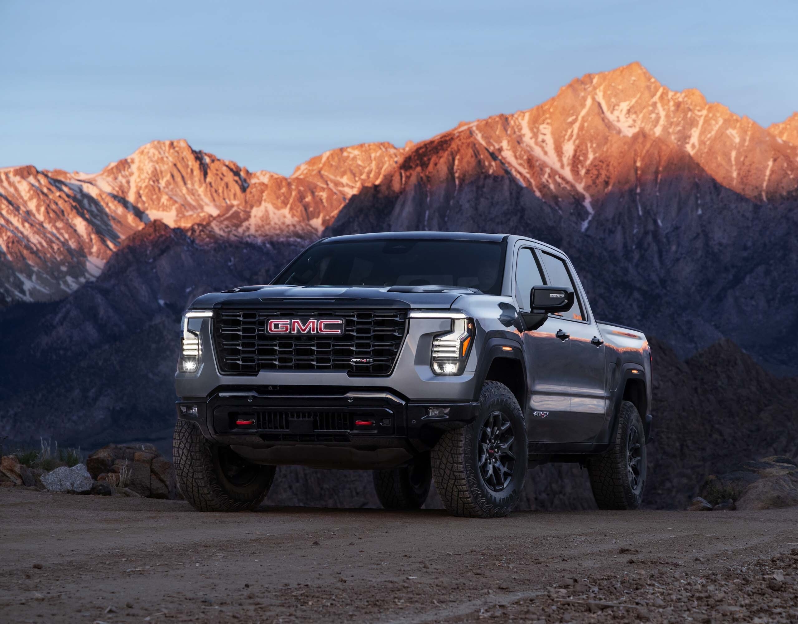 MY27_GMC_Sierra_Denail_Ultimate_CA_10368