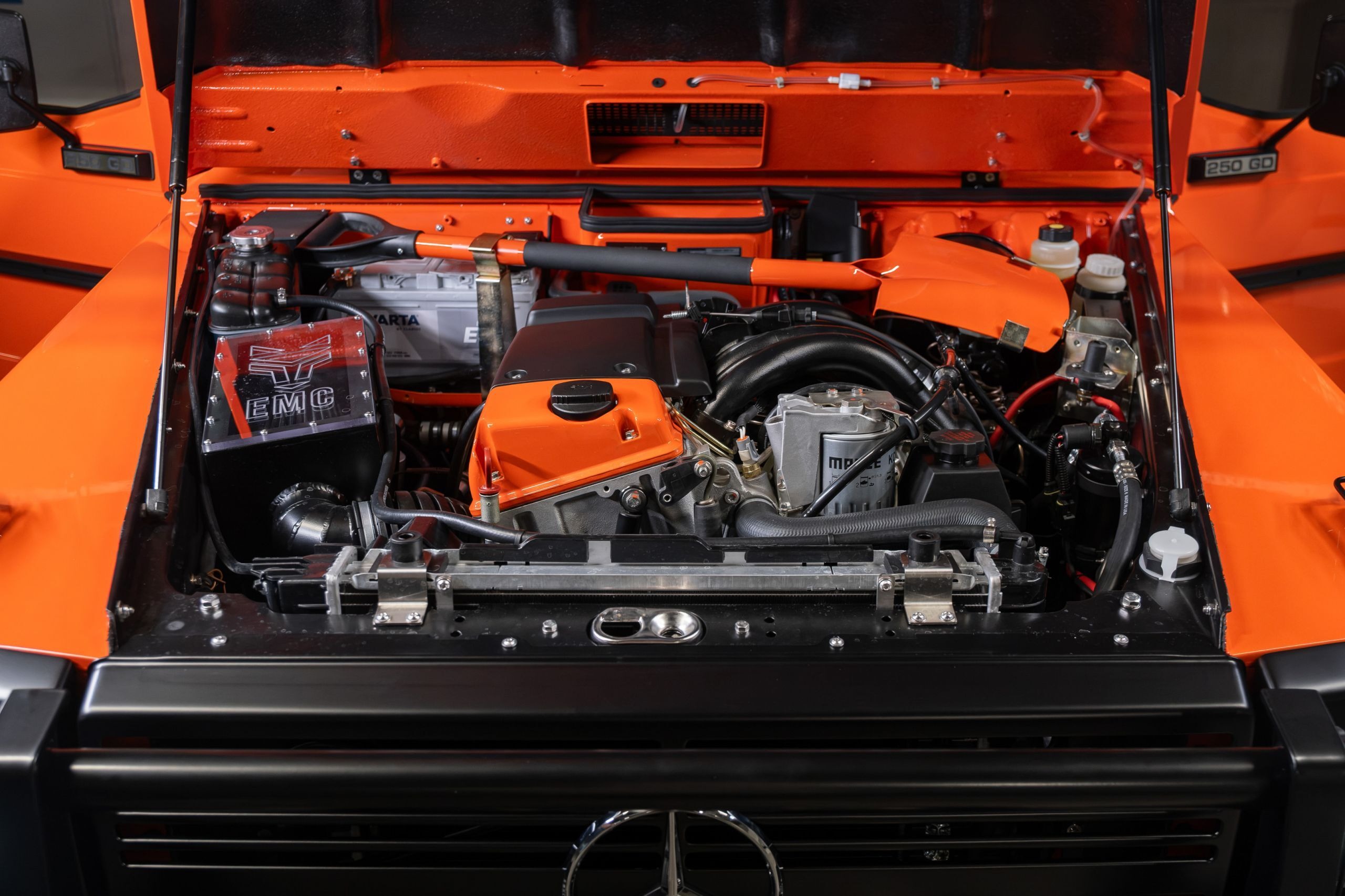 Mercedes G-Wagen Magma Orange - 02