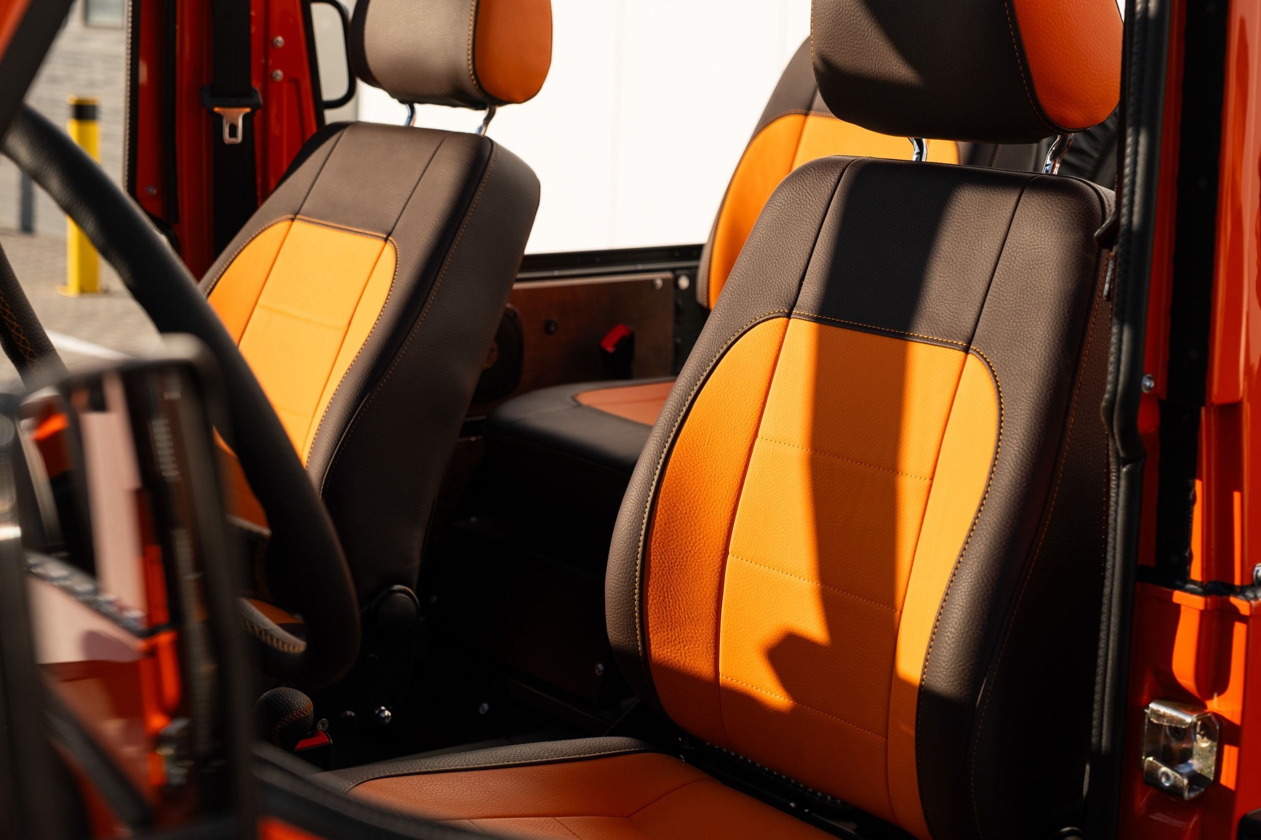 Mercedes G-Wagen Magma Orange - 10