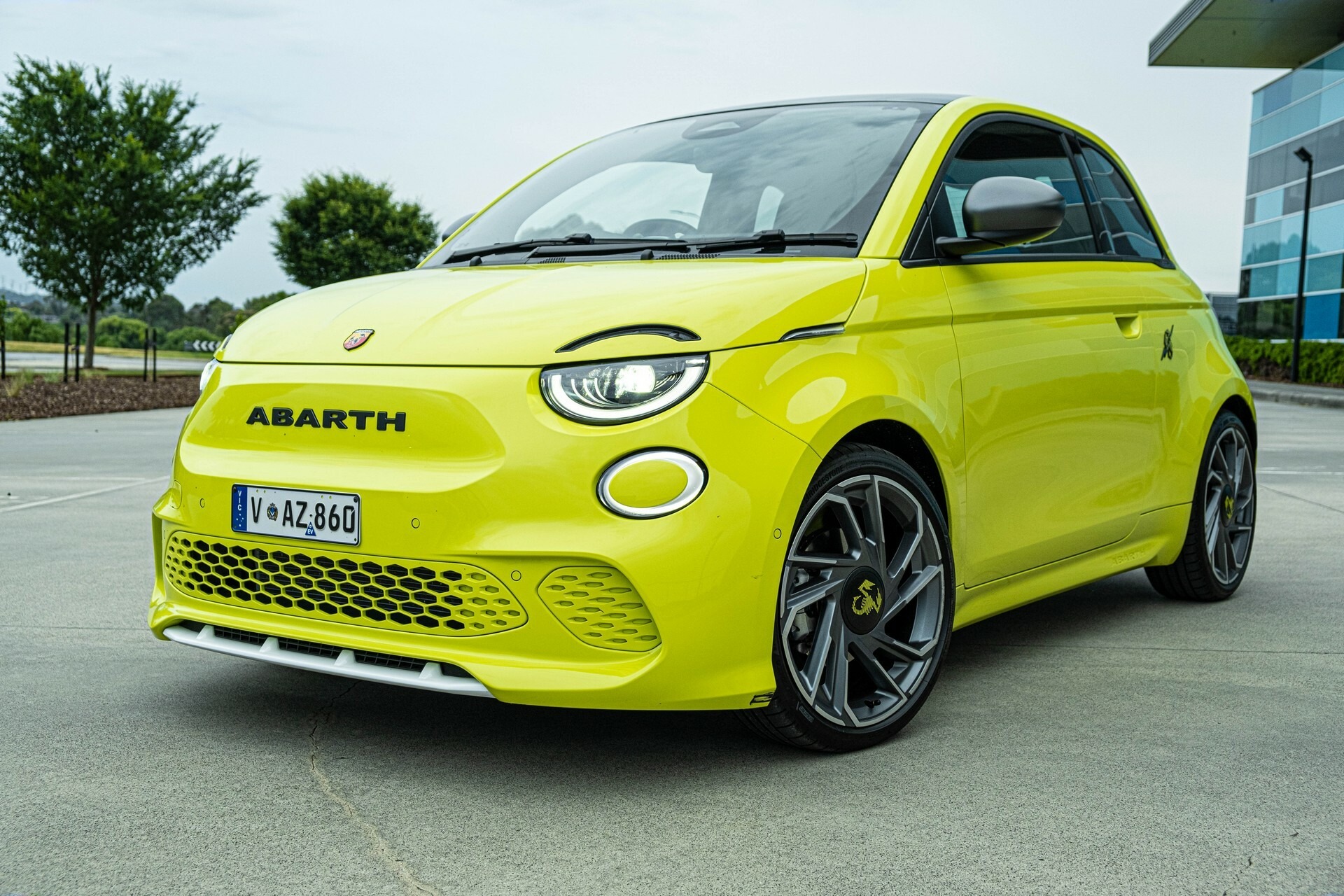 Abarth 500e Review - 2