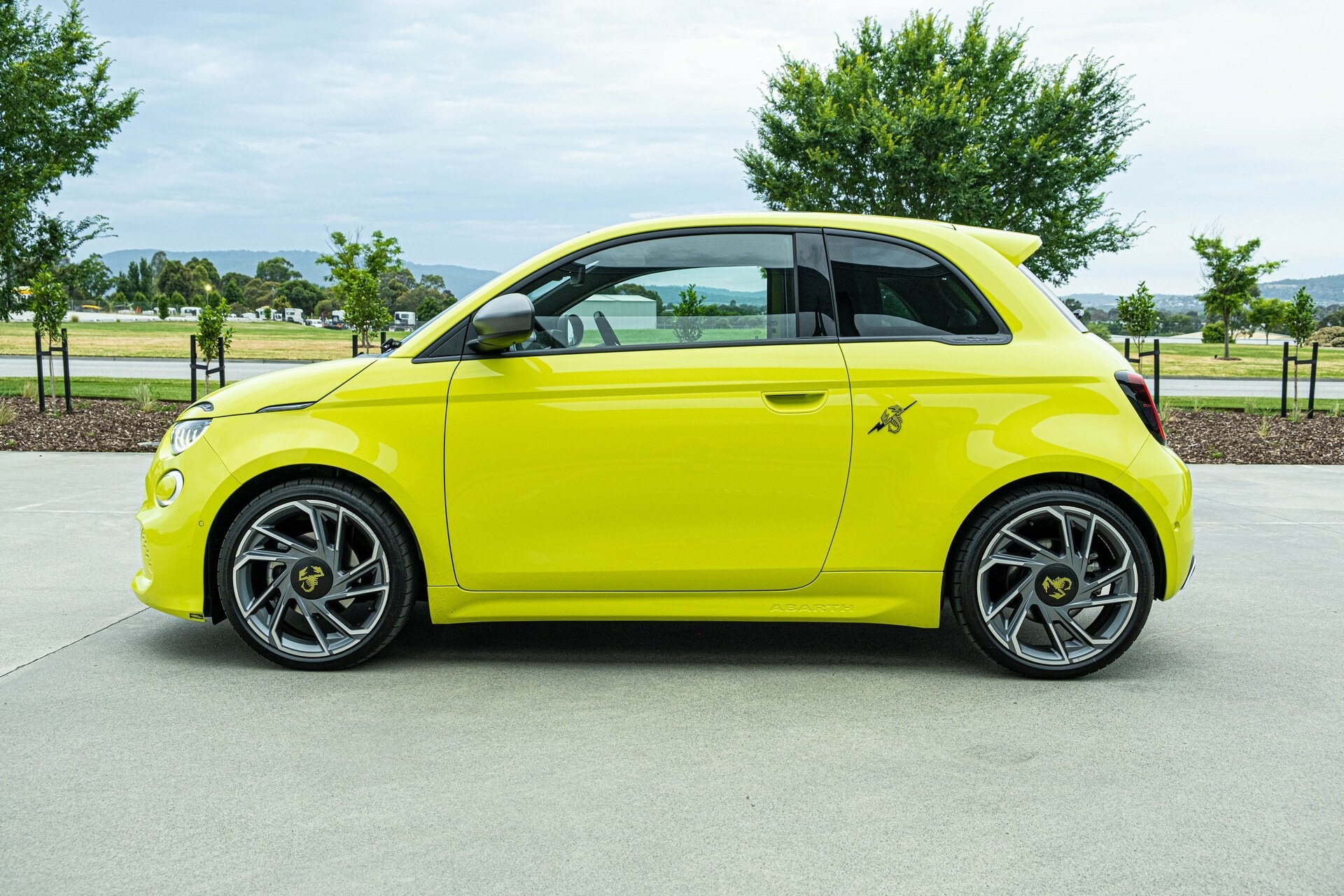 Abarth 500e Review - 24