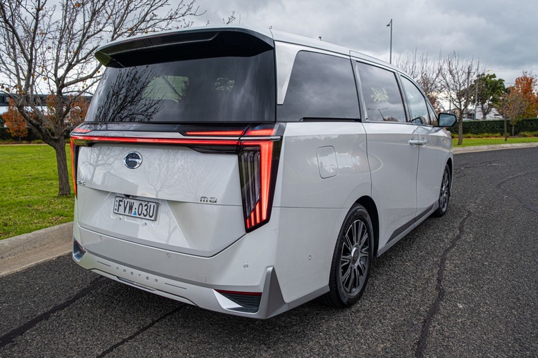 GAC M8 PHEV Review - 20