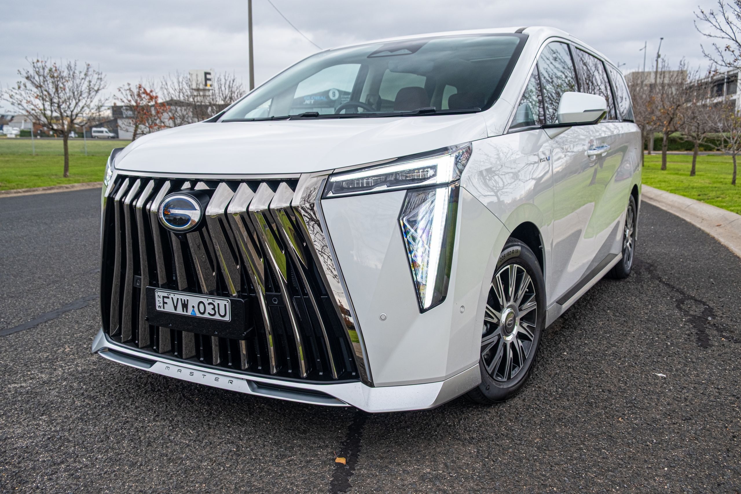 GAC M8 PHEV Review - 02