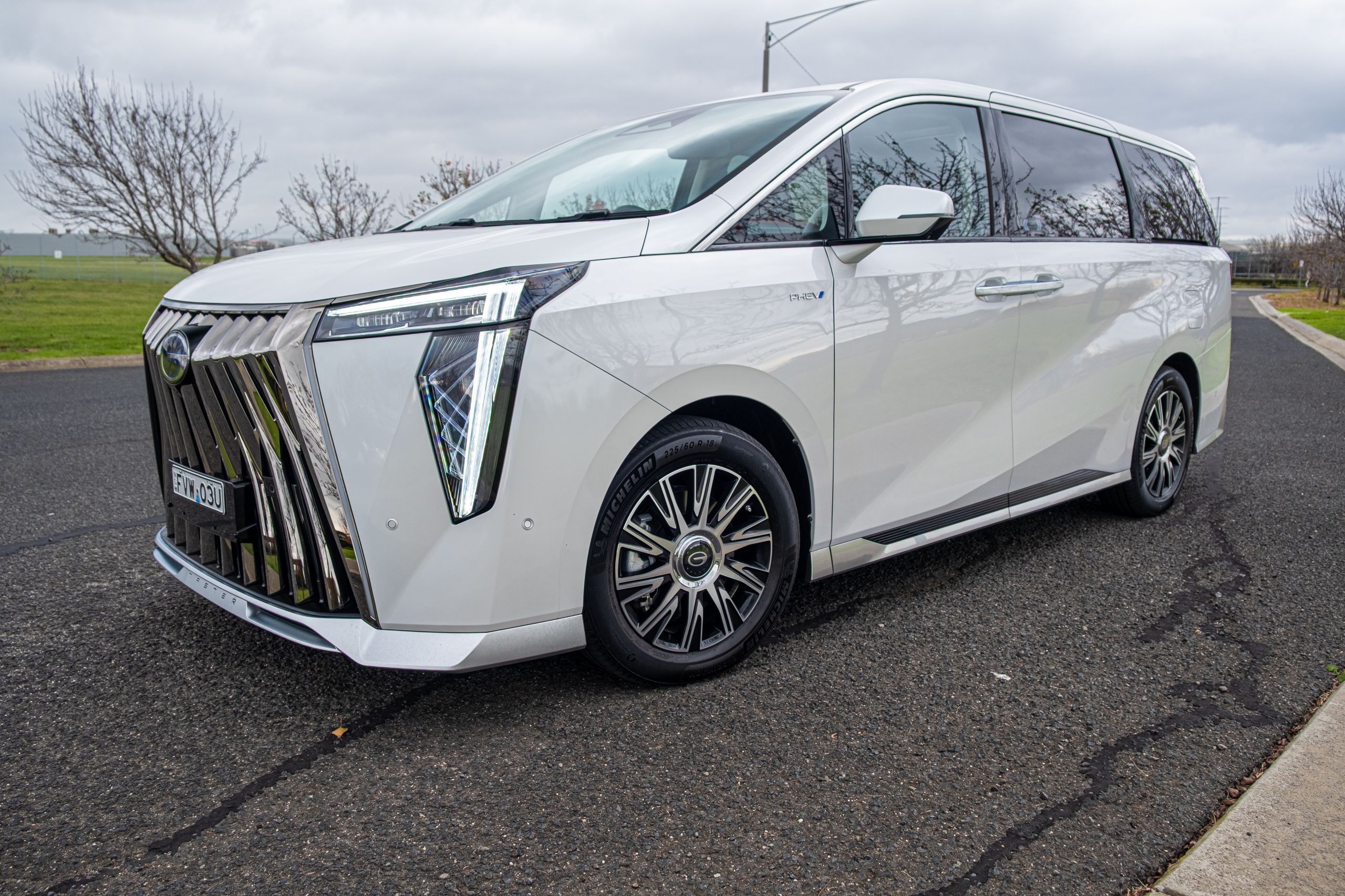 GAC M8 PHEV Review - 11