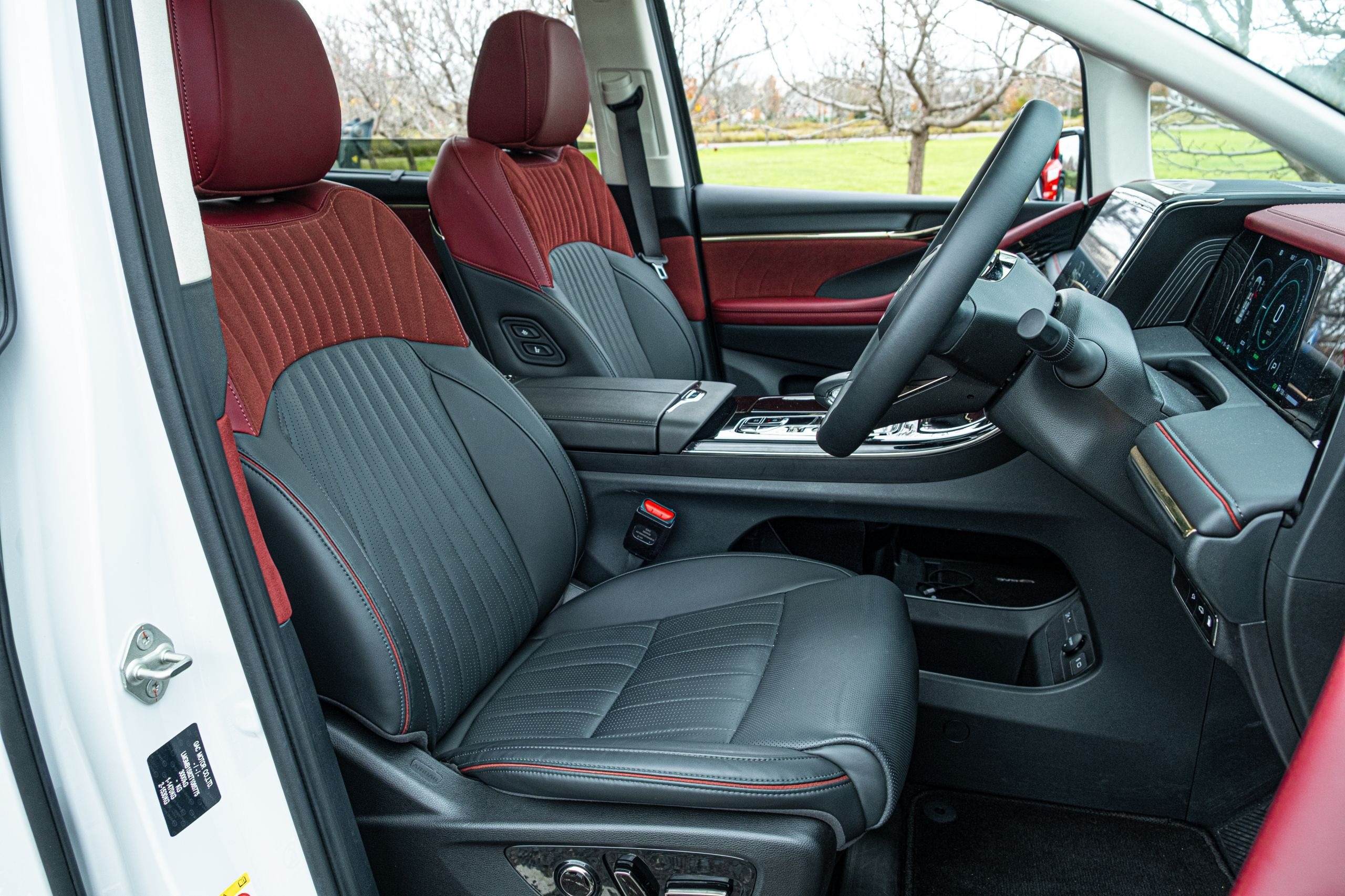 GAC M8 PHEV Review - 41