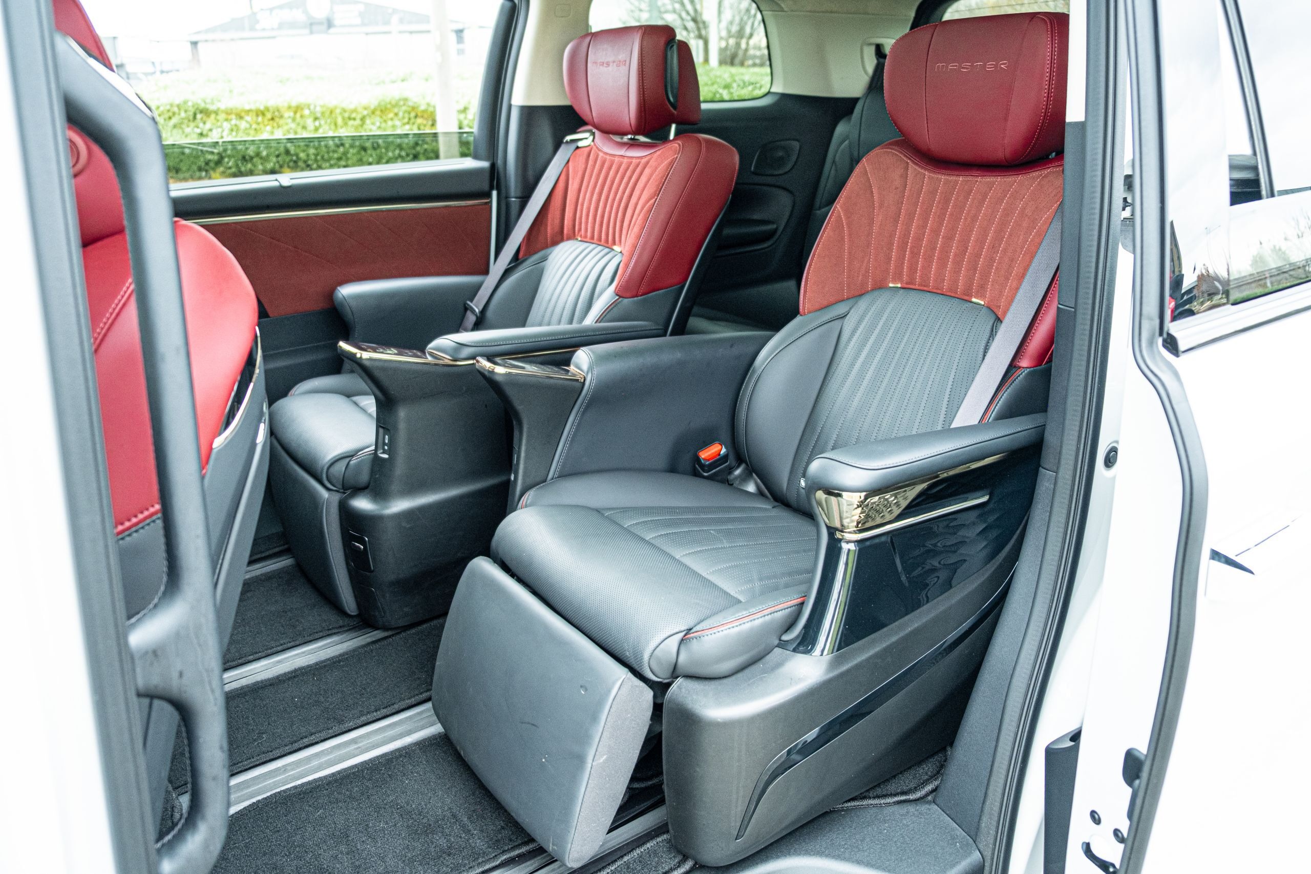 GAC M8 PHEV Review - 69