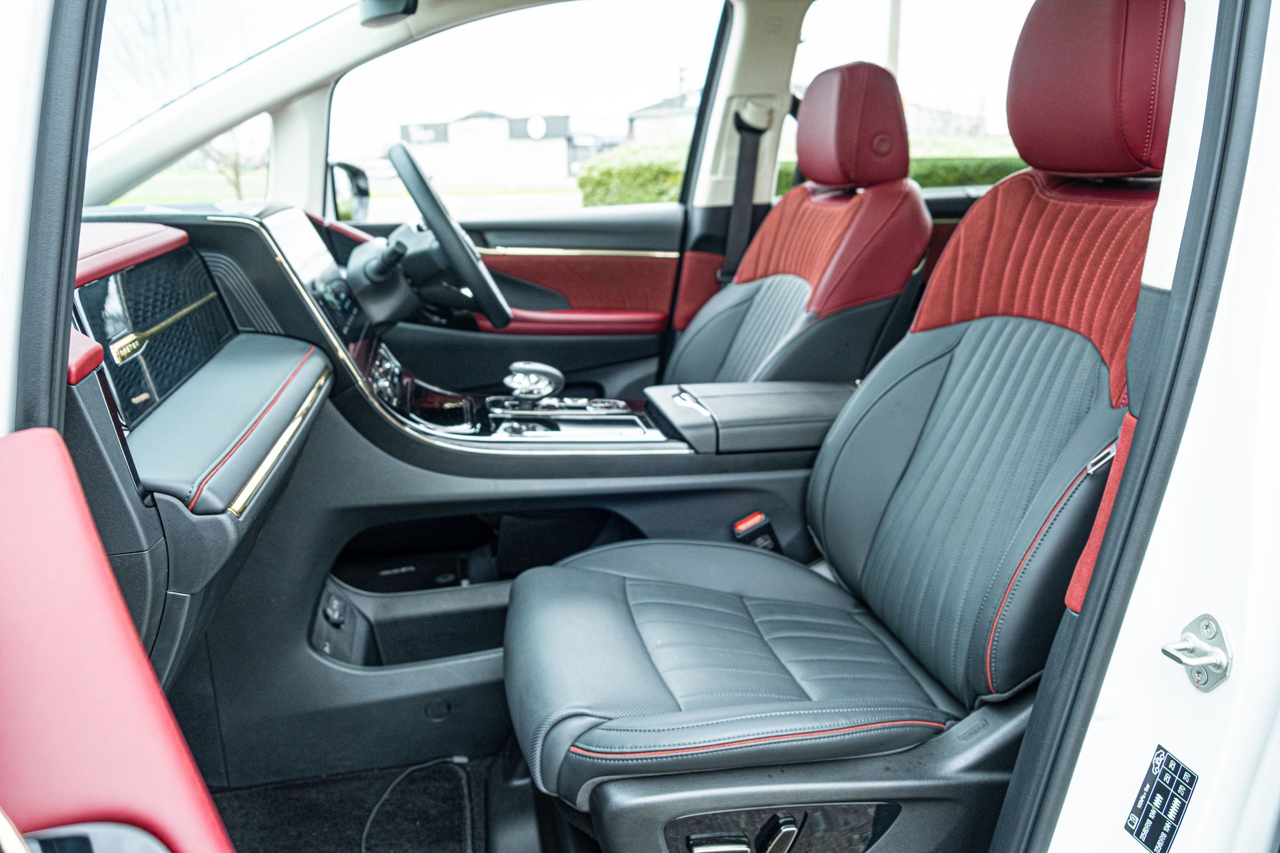GAC M8 PHEV Review - 72